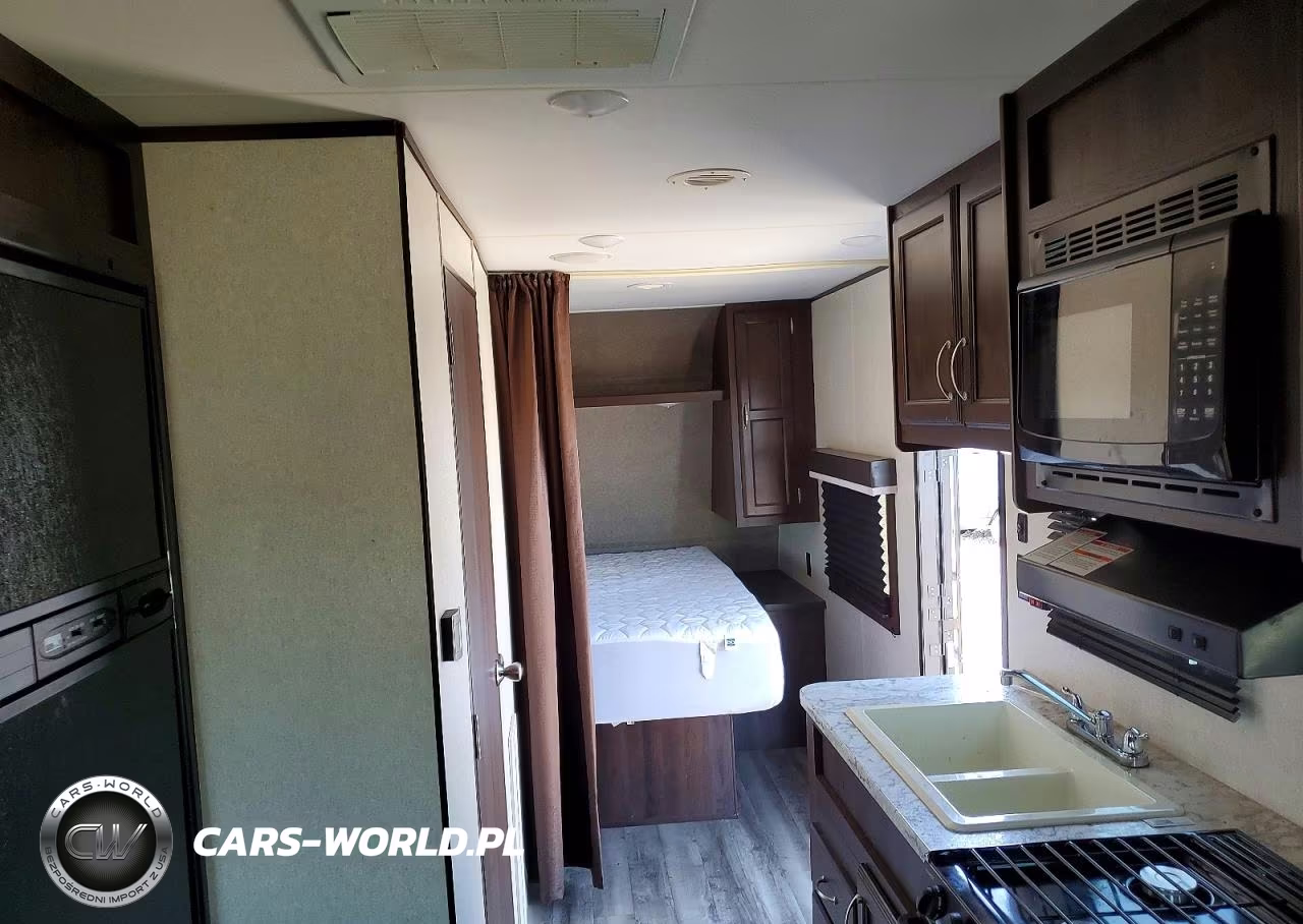 2018 Jayco Jay Flight Slx Camper VIN:1UJBJ0BL9J17Z0410 - 5