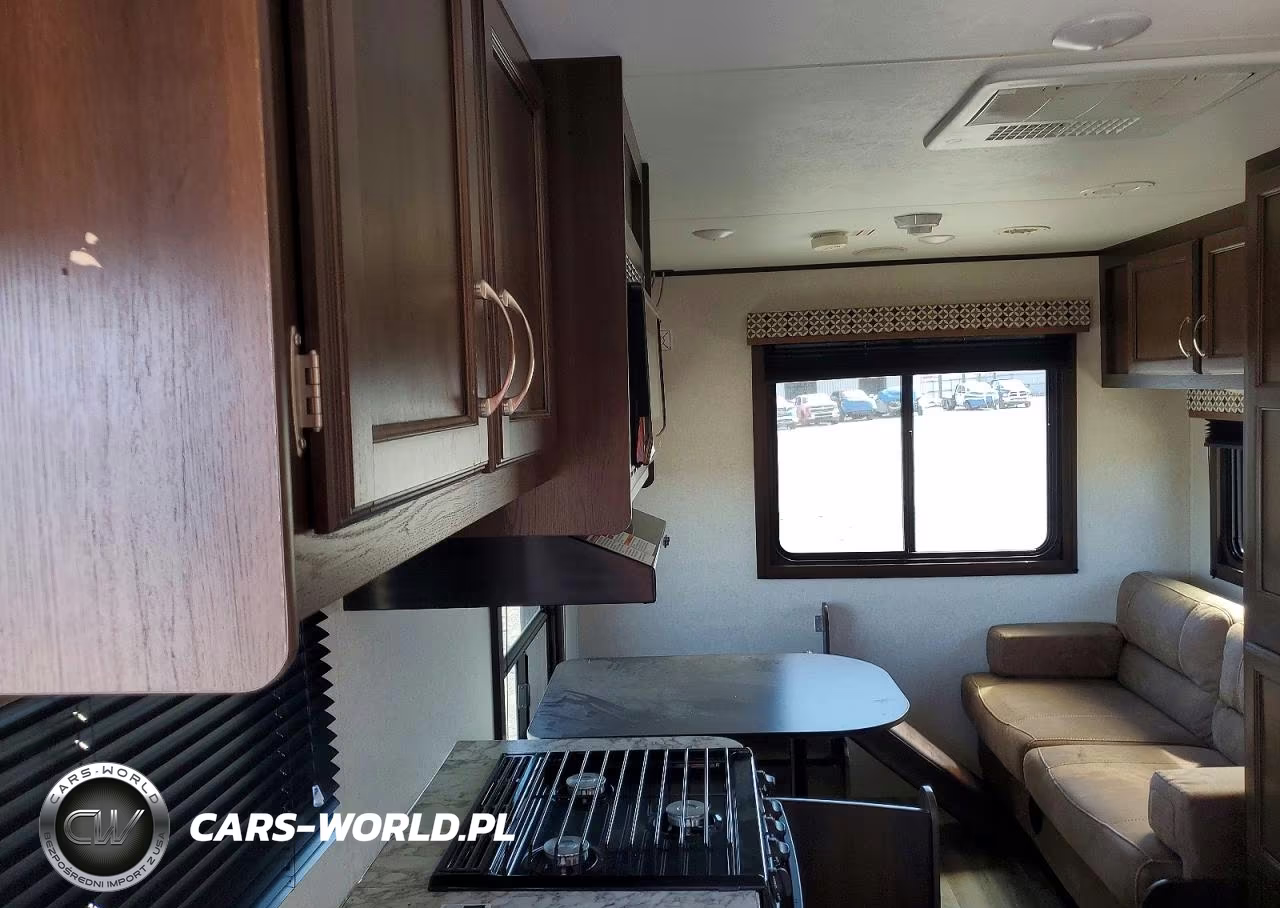 2018 Jayco Jay Flight Slx Camper VIN:1UJBJ0BL9J17Z0410 - 8