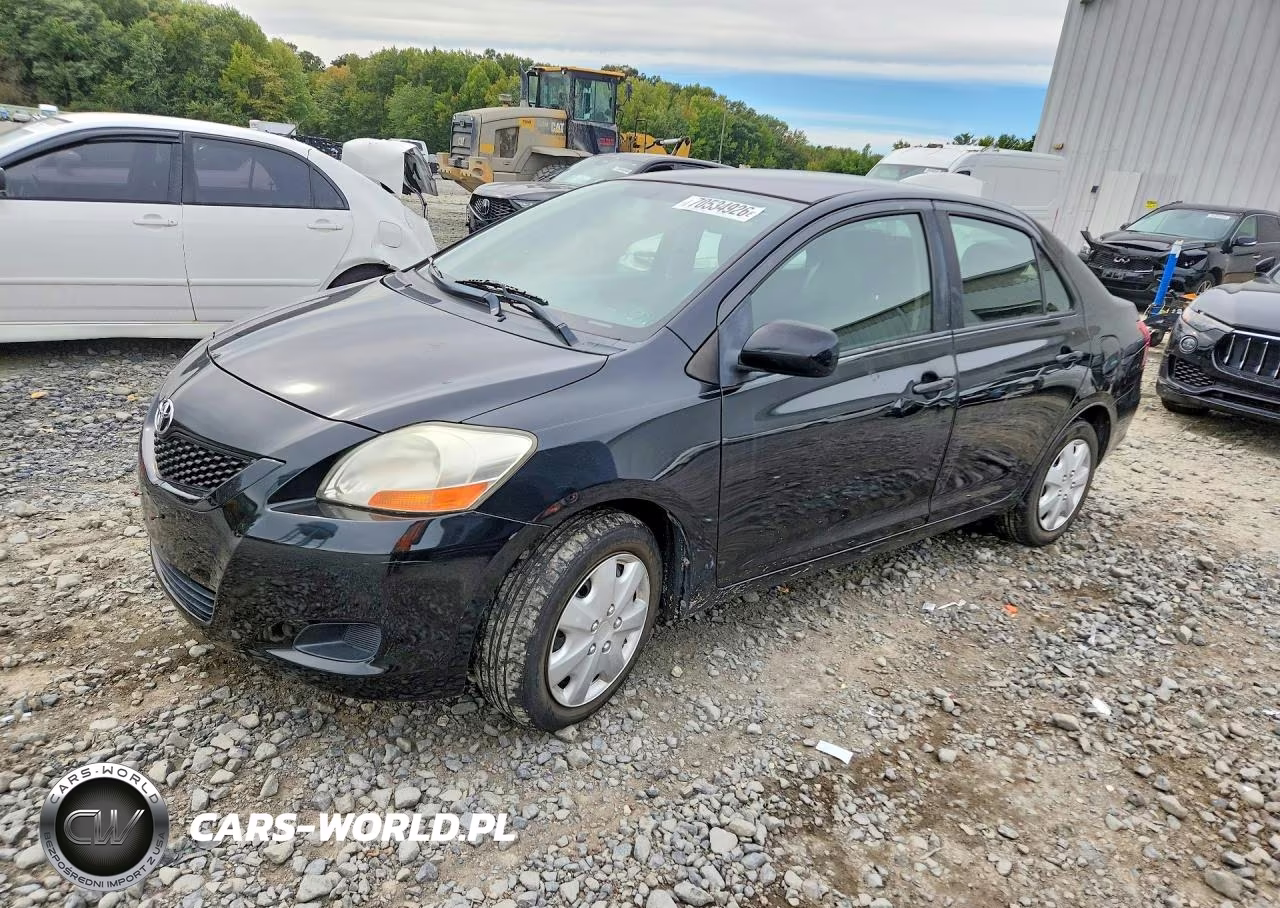 2009 Toyota Yaris Base