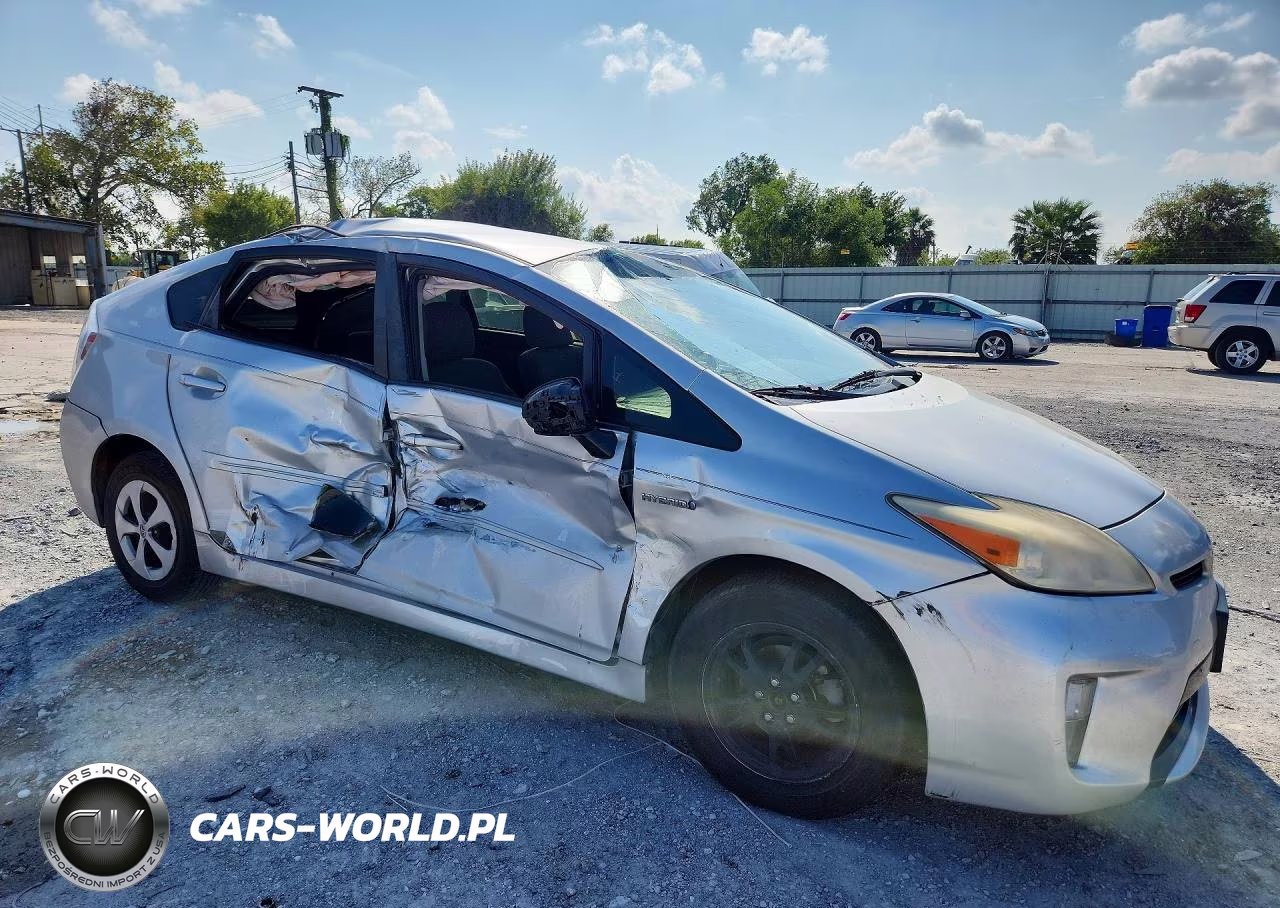2012 Toyota Prius Three VIN:JTDKN3DU5C1488000 - 4