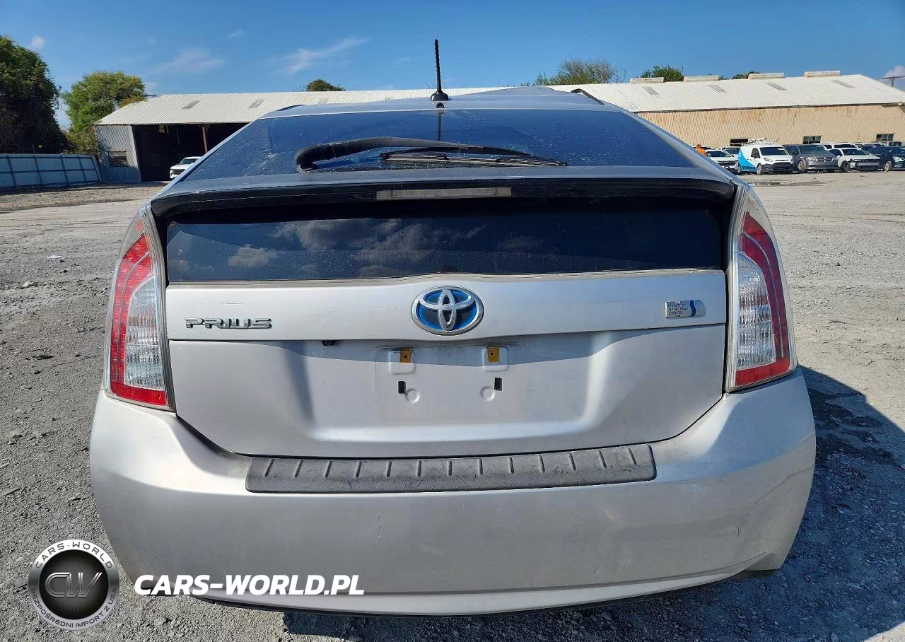 2012 Toyota Prius Three VIN:JTDKN3DU5C1488000 - 6