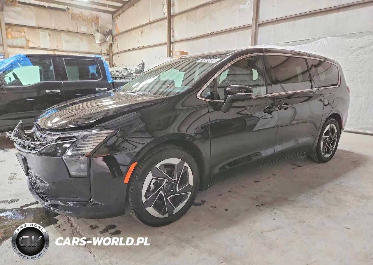2027 Chrysler Pacifica Limited VIN:2C4RC1GG1VR554328 - 1