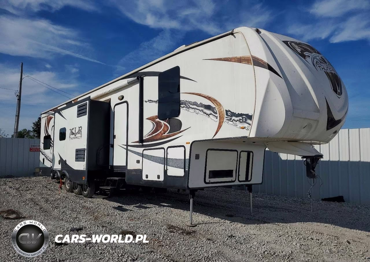 2014 Forest River Xlr Thunderbolt Camper – zdjęcie 1 z 10
