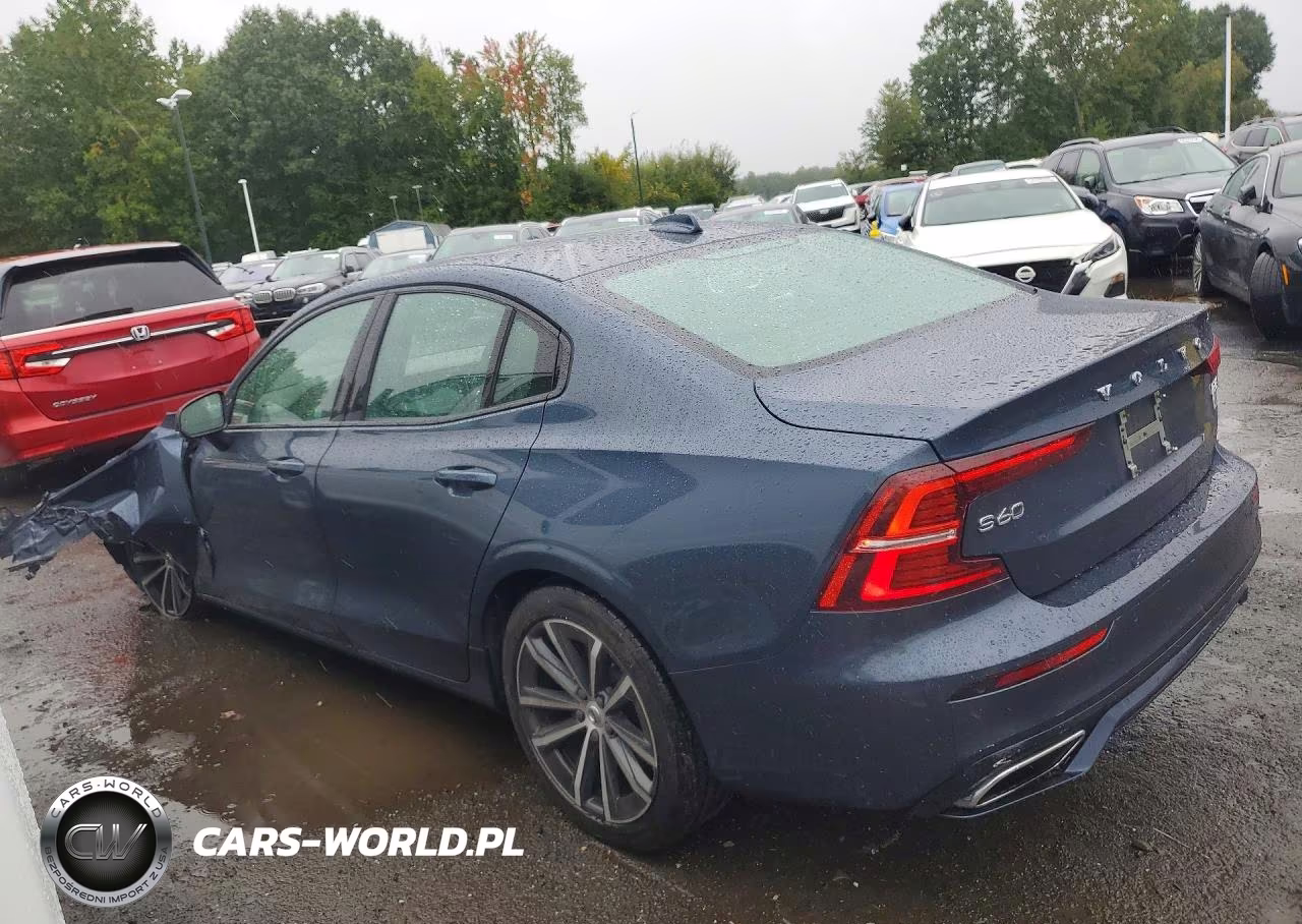 2022 Volvo S60 B5 Momentum VIN:7JRL12TZ6NG162411 - 2