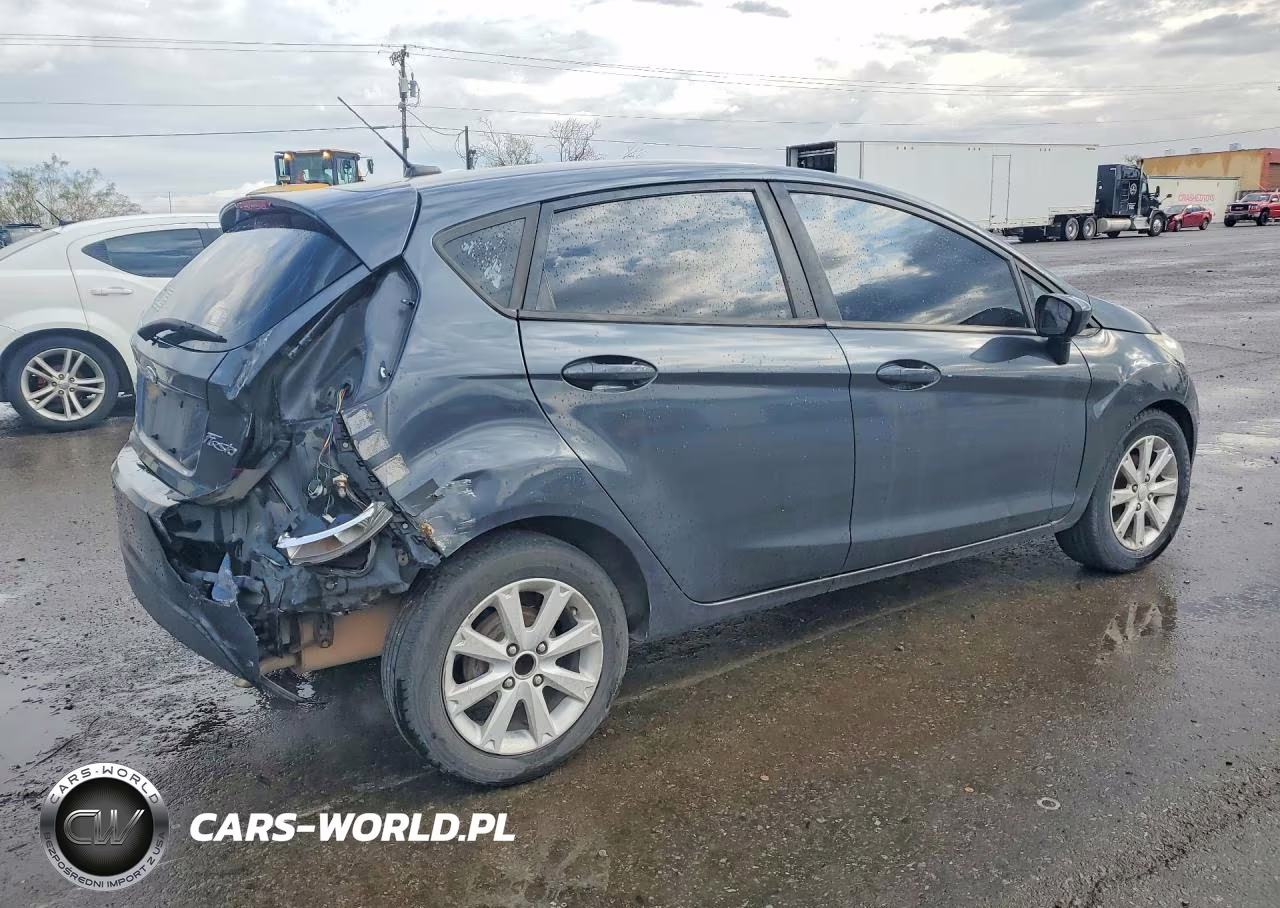 2011 Ford Fiesta Se VIN:3FADP4EJ8BM156721 - 3