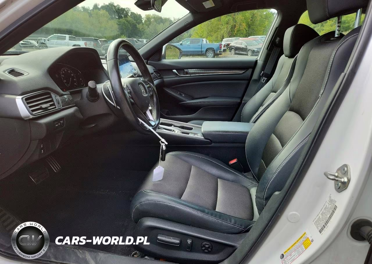 2018 Honda Accord Sport VIN:1HGCV1F36JA262379 - 7