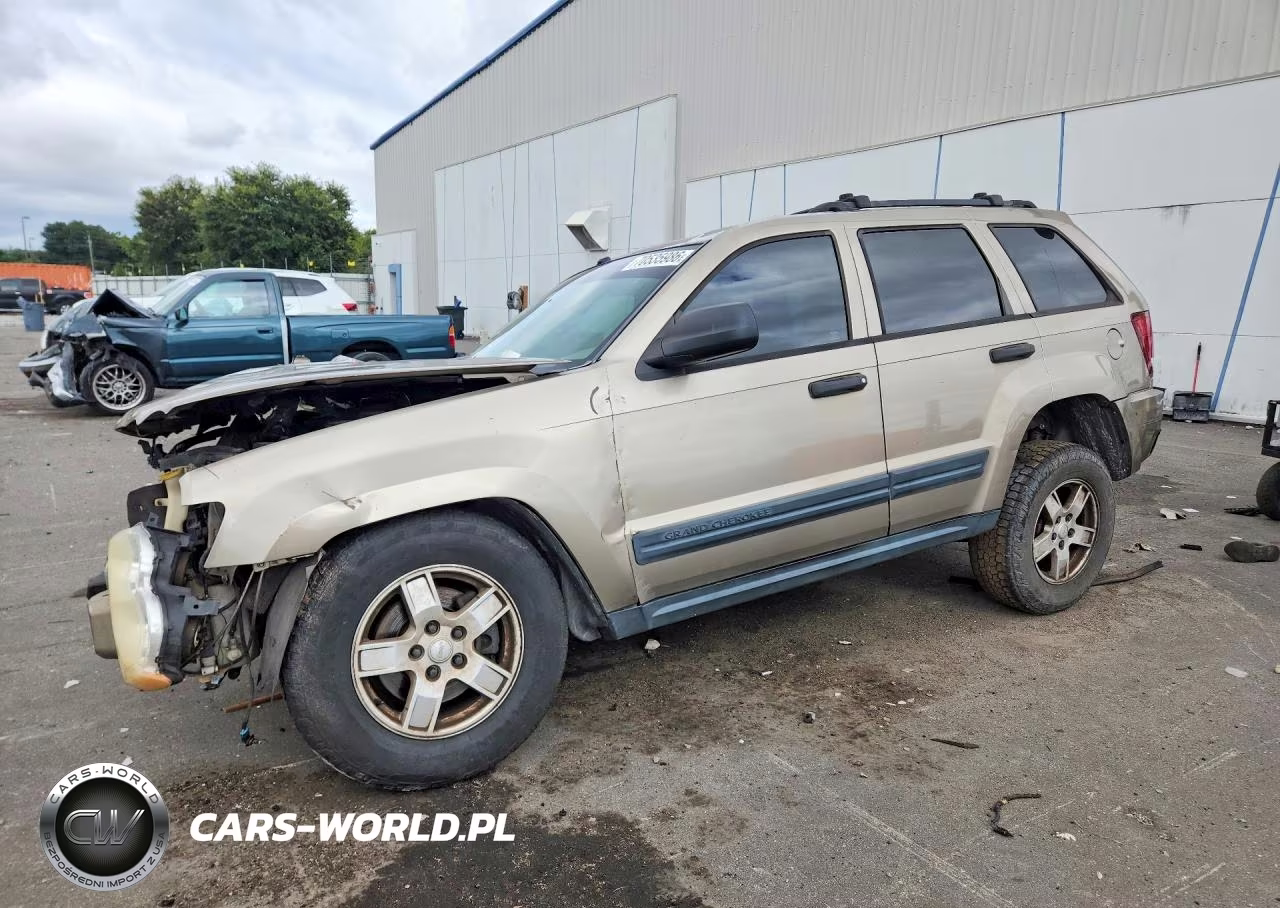 2005 Jeep Grand Cherokee Laredo VIN:1J8HS48N35C574773 - 1