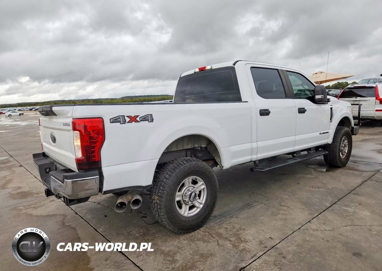 2017 Ford F250 Super Duty VIN:1FT7W2BT4HEE78842 - 3