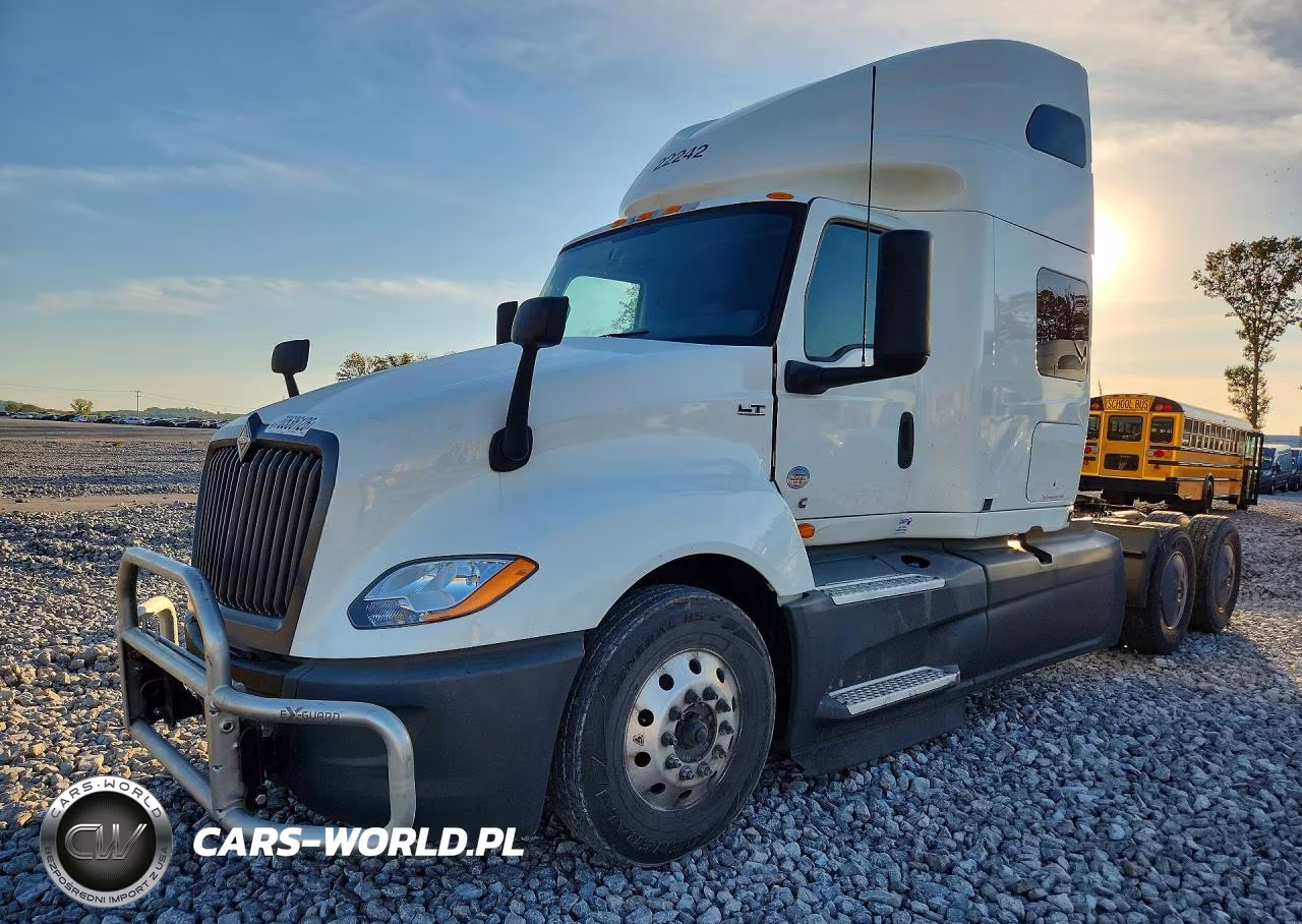 2022 International Lt625 - Semi Truck VIN:3HSDZAPR2NN529943 - 1