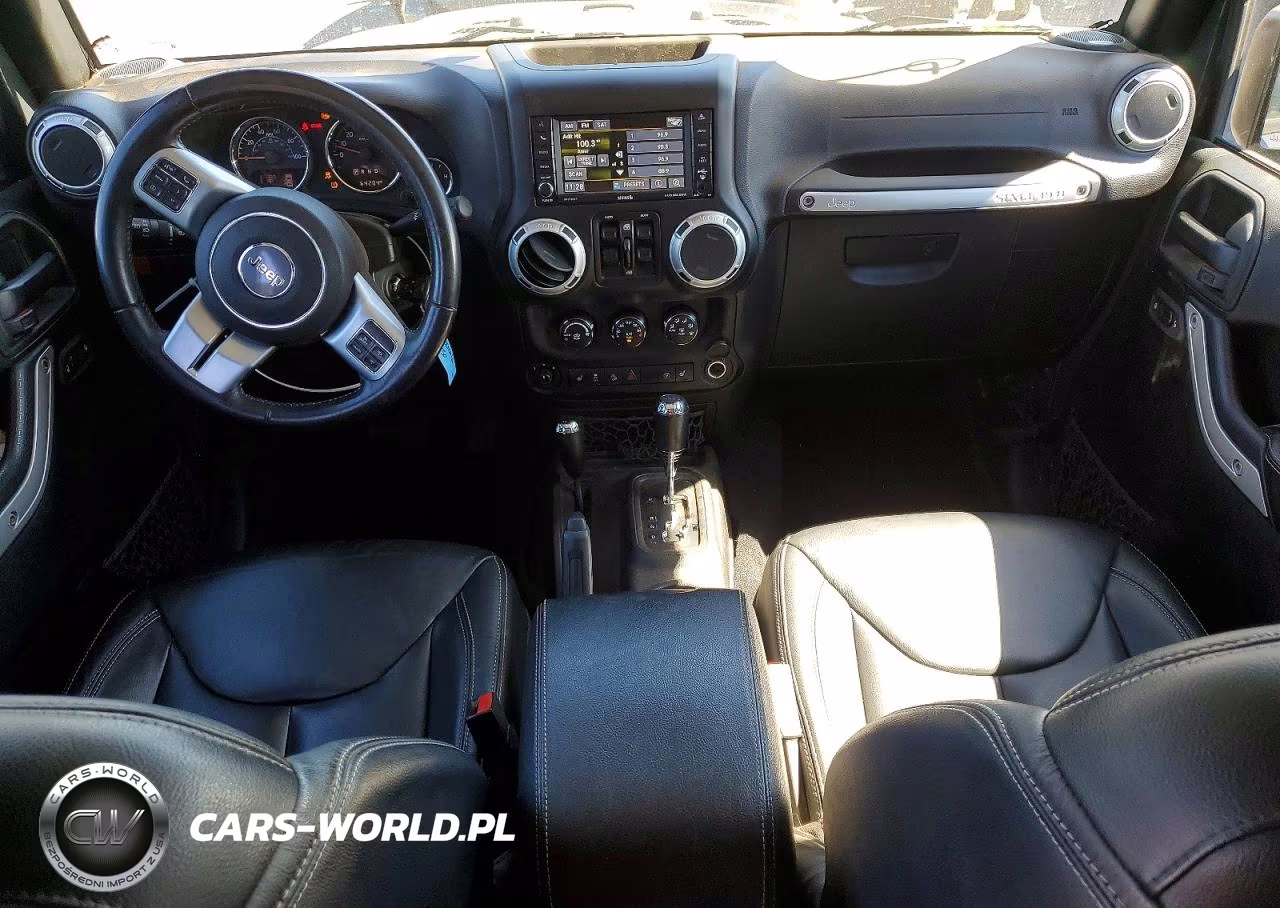 2017 Jeep Wrangler Unlimited Rubicon VIN:1C4HJWFG6HL564723 - 8
