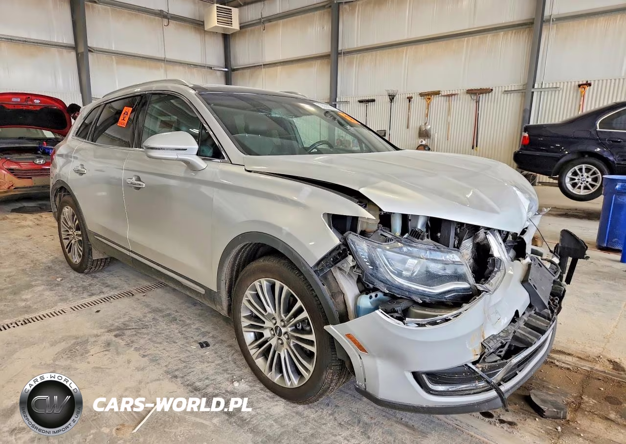 2017 Lincoln Mkx Reserve VIN:2LMPJ8LRXHBL37435 - 4