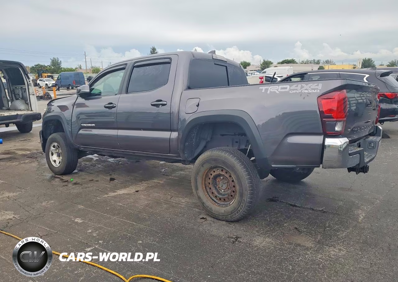 2018 Toyota Tacoma Trd Off-Road VIN:5TFCZ5AN3JX138263 - 2