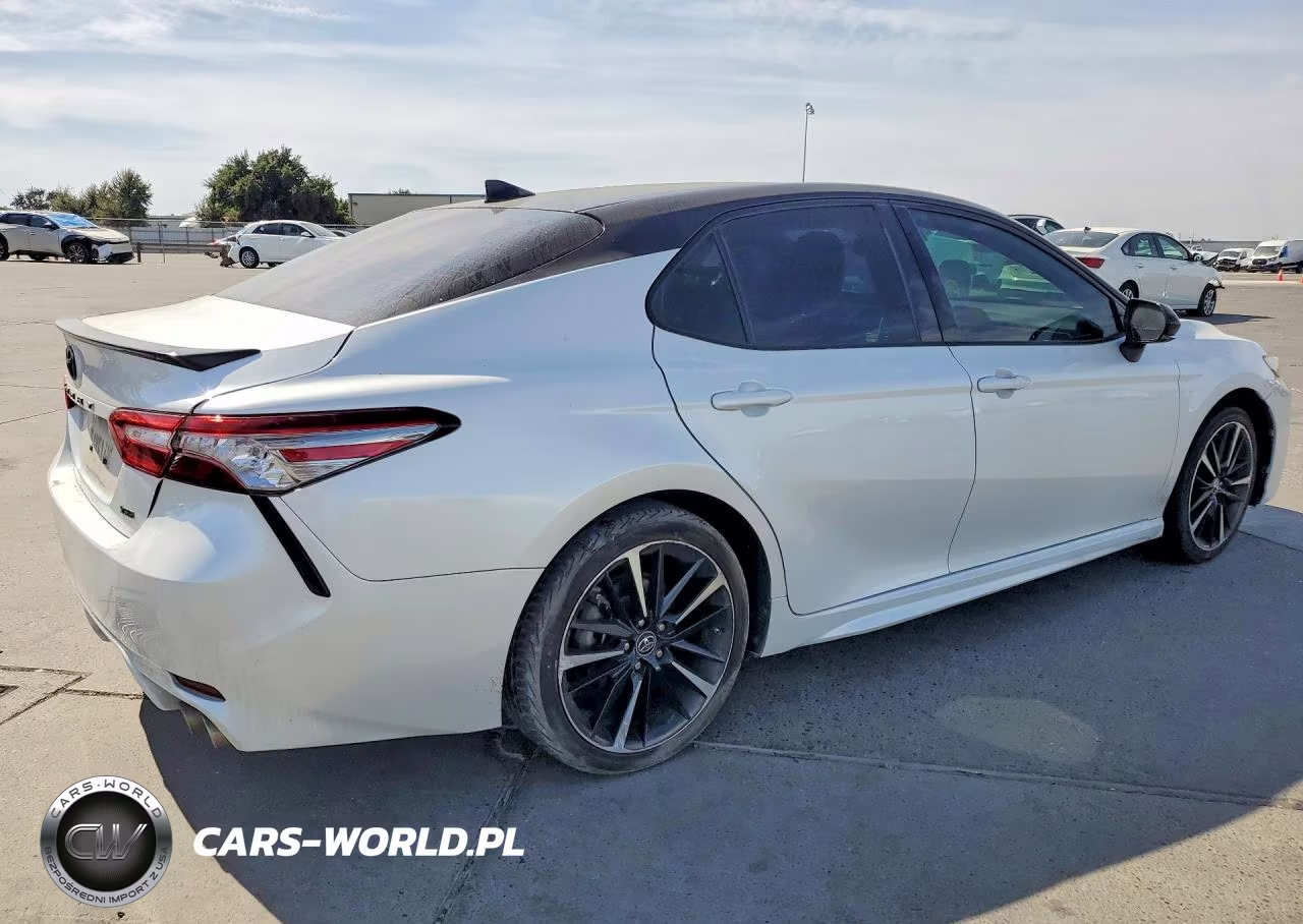2019 Toyota Camry Xse VIN:4T1B61HK0KU182521 - 3