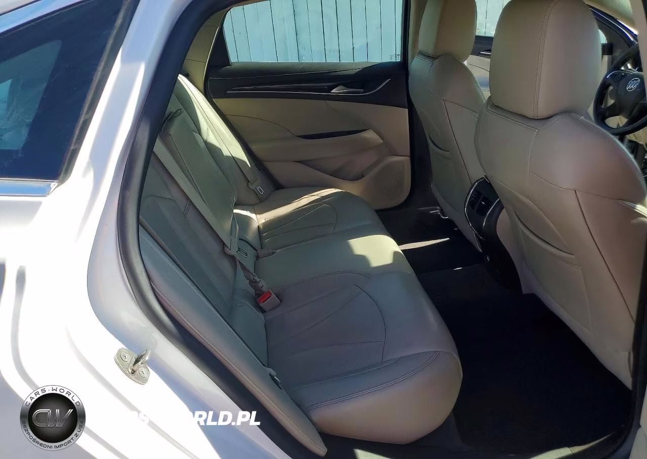 2017 Buick Lacrosse Premium VIN:1G4ZR5SS2HU155450 - 10