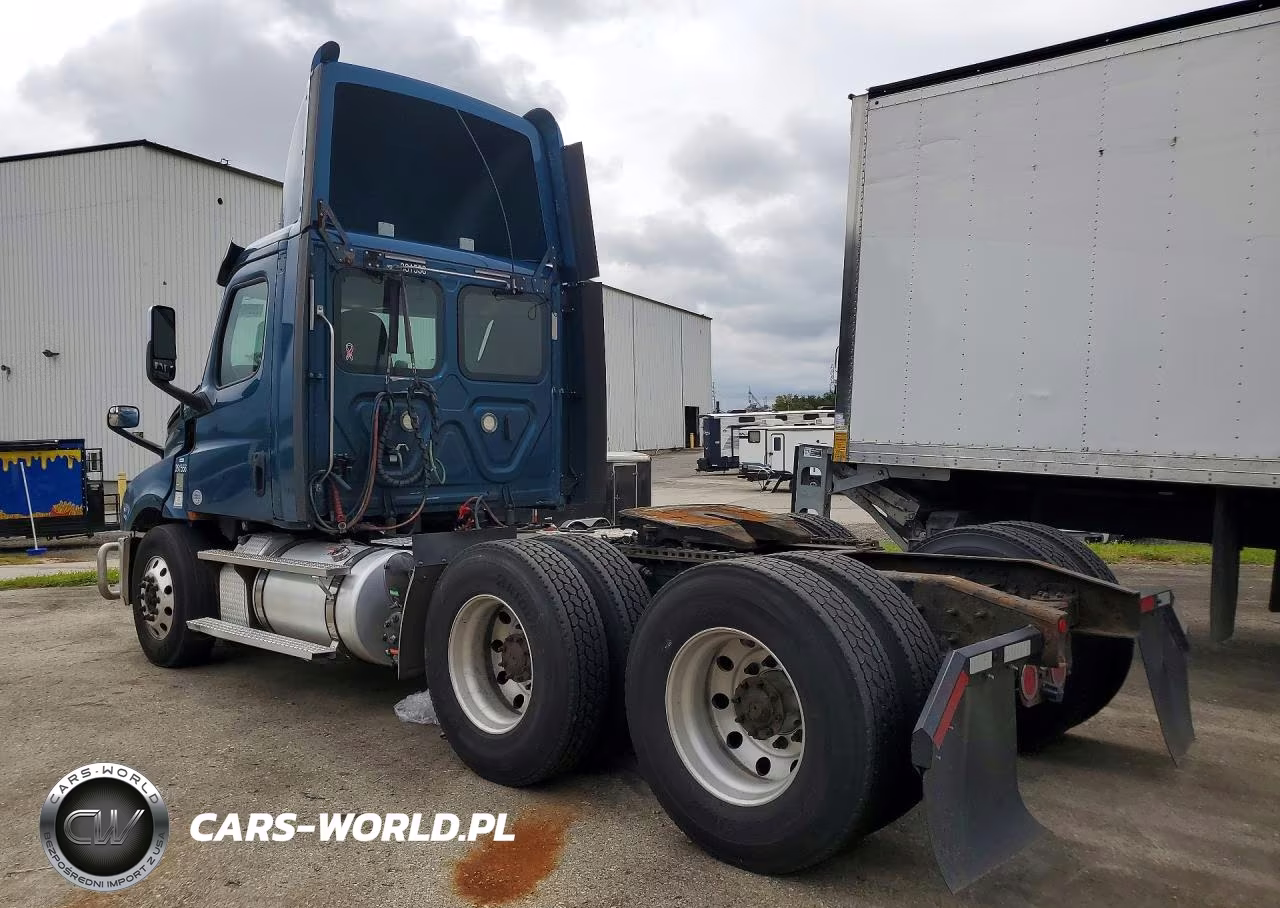 2020 Freightliner Cascadia 126 Semi Truck VIN:1FUJHLDR4LLLZ7800 - 2