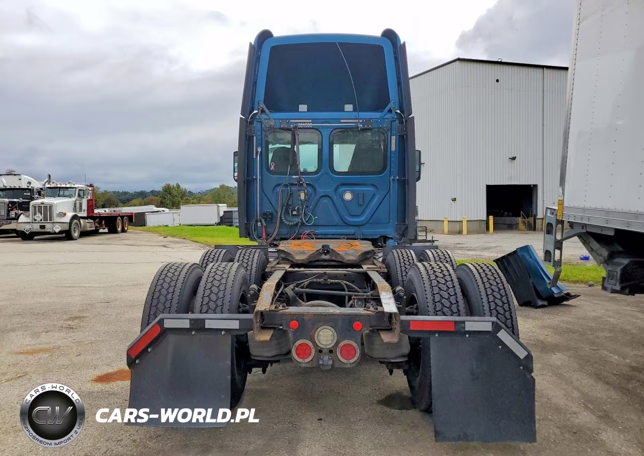 2020 Freightliner Cascadia 126 Semi Truck VIN:1FUJHLDR4LLLZ7800 - 6