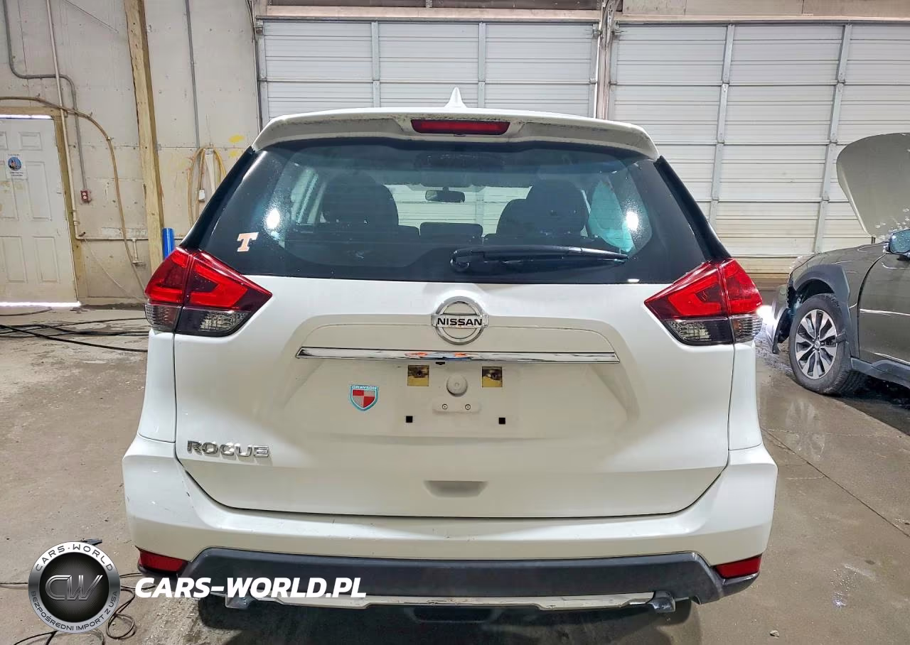 2018 Nissan Rogue S VIN:KNMAT2MT0JP606497 - 6