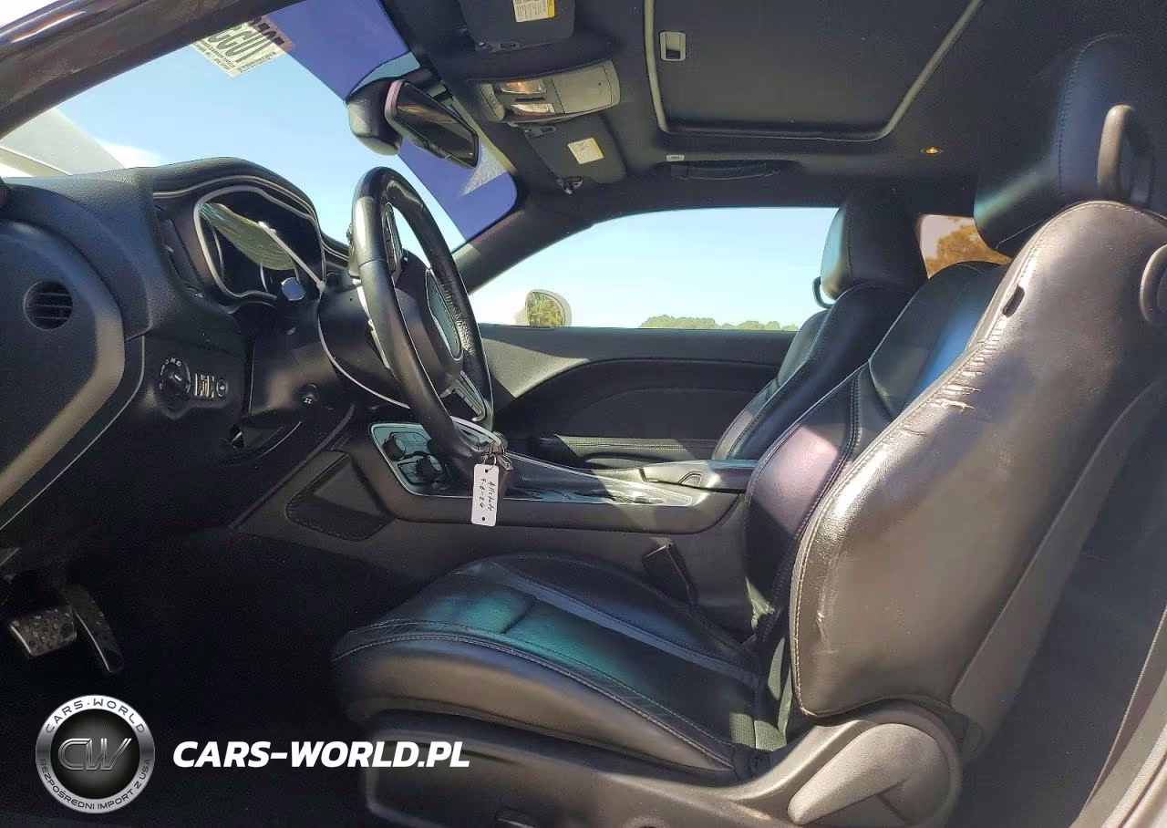 2018 Dodge Challenger Sxt VIN:2C3CDZAGXJH258240 - 7