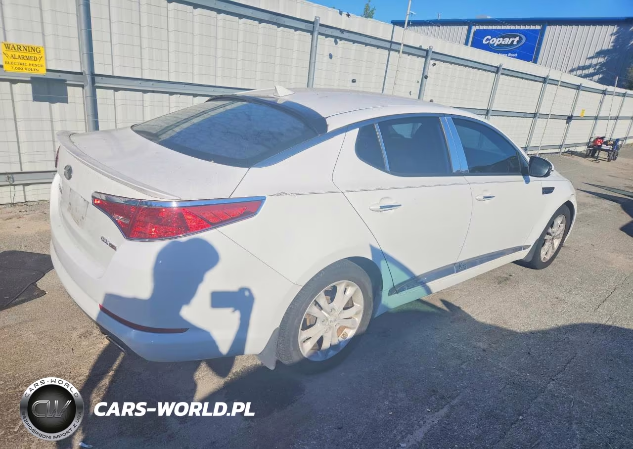 2013 Kia Optima Ex VIN:5XXGN4A71DG228872 - 3