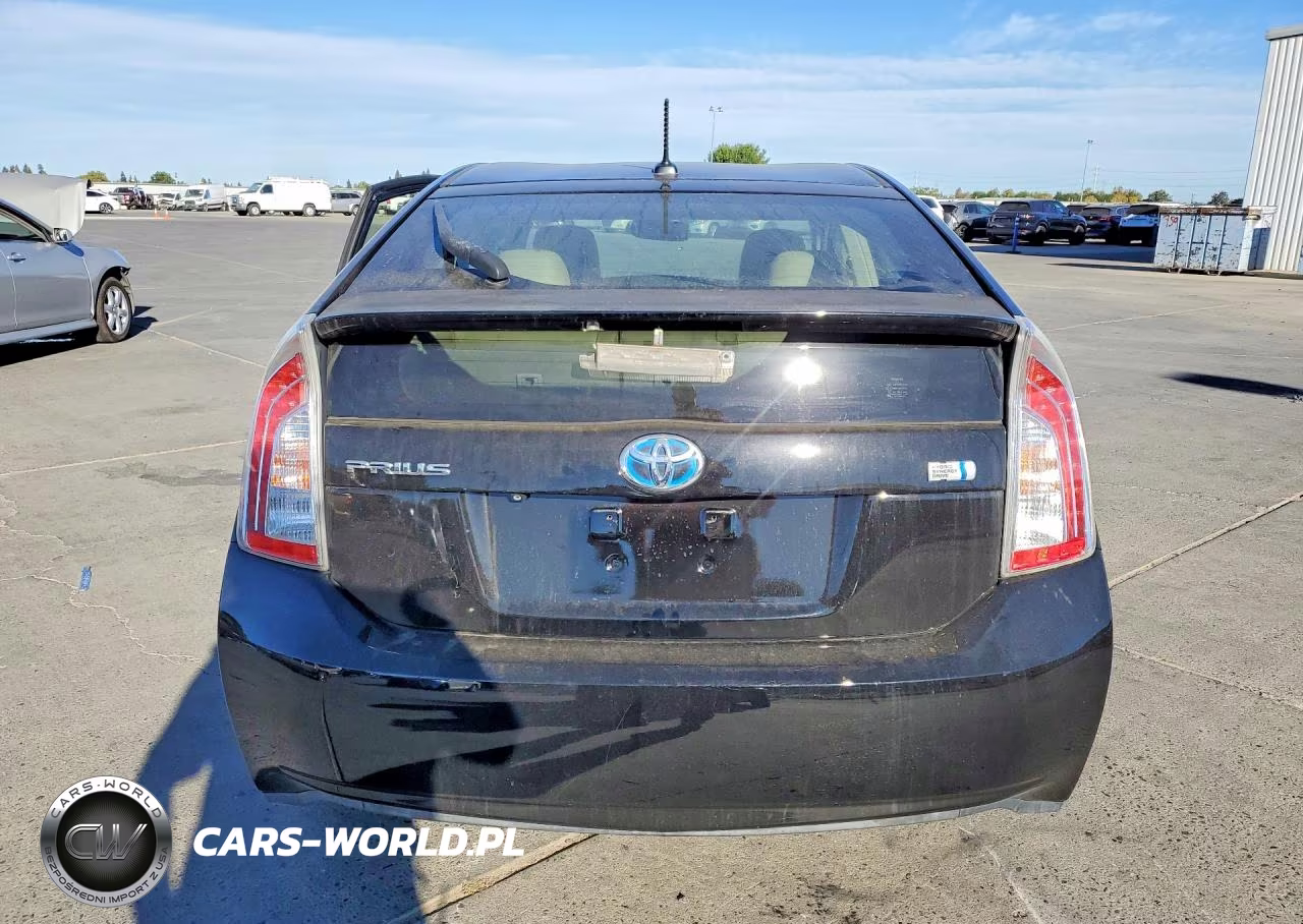2014 Toyota Prius Four VIN:JTDKN3DU3E0358371 - 6