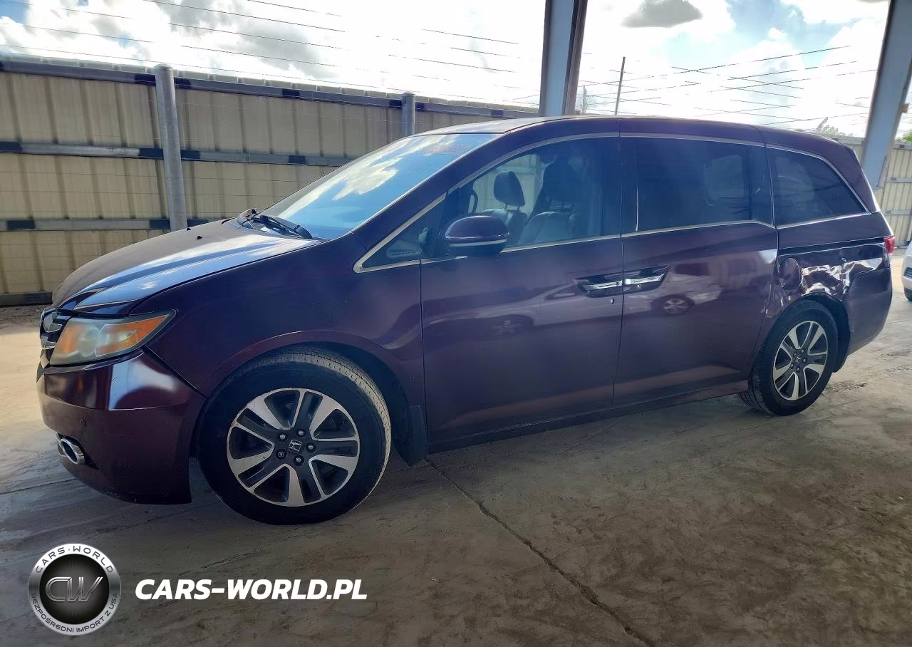 2015 Honda Odyssey Touring VIN:5FNRL5H97FB092846 - 1