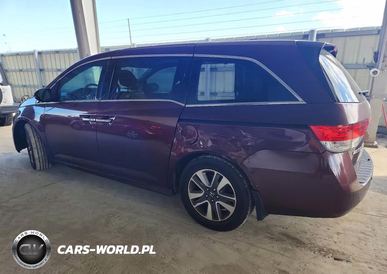2015 Honda Odyssey Touring VIN:5FNRL5H97FB092846 - 2