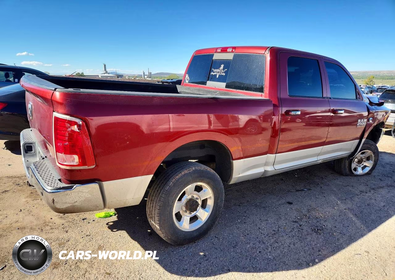 2013 Ram 2500 Laramie VIN:3C6UR5FL5DG520659 - 3