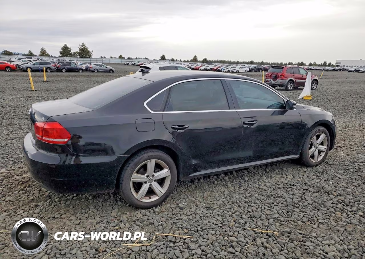 2013 Volkswagen Passat Se VIN:1VWBP7A31DC102799 - 3