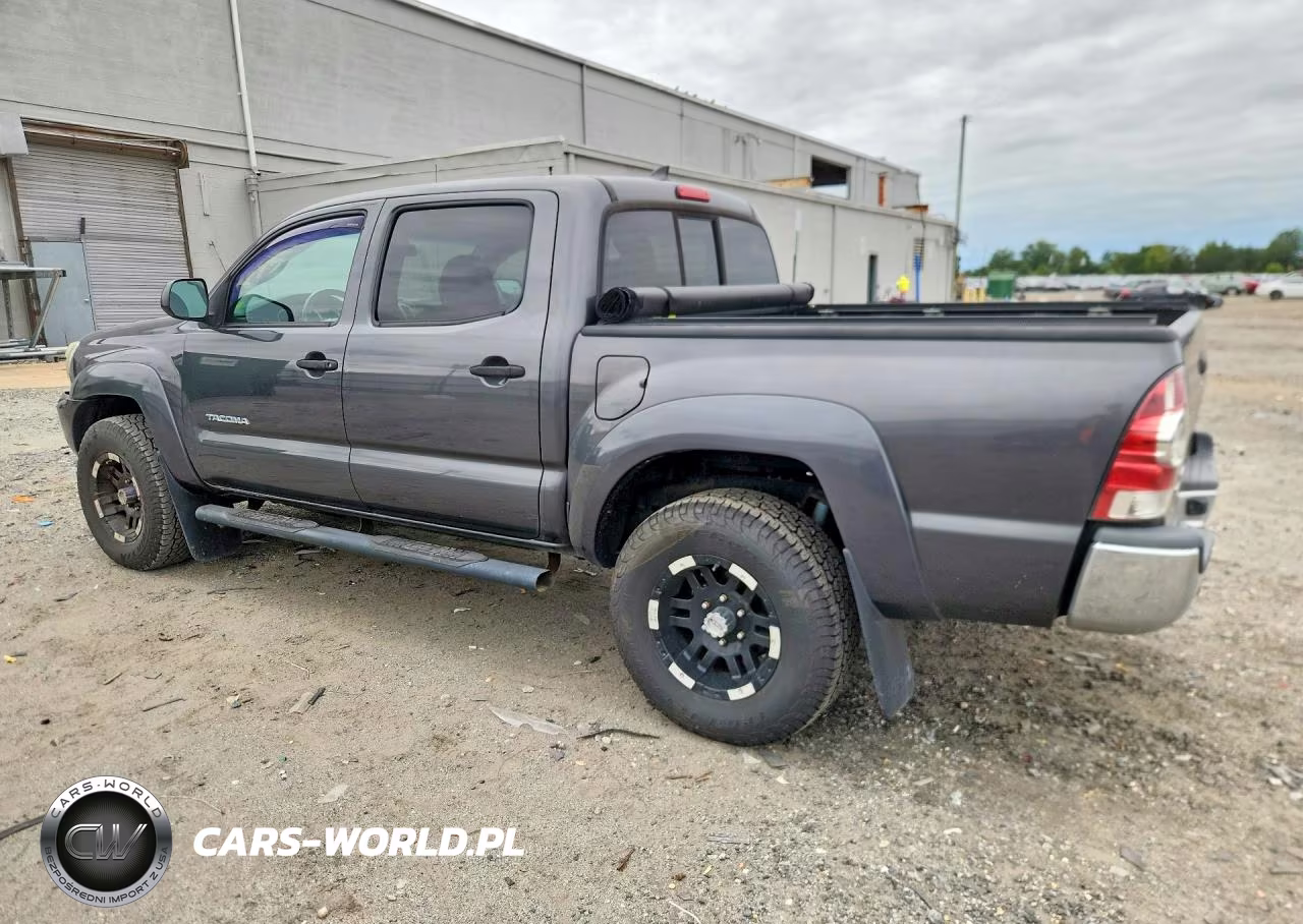 2015 Toyota Tacoma V6 VIN:3TMLU4EN2FM193691 - 2