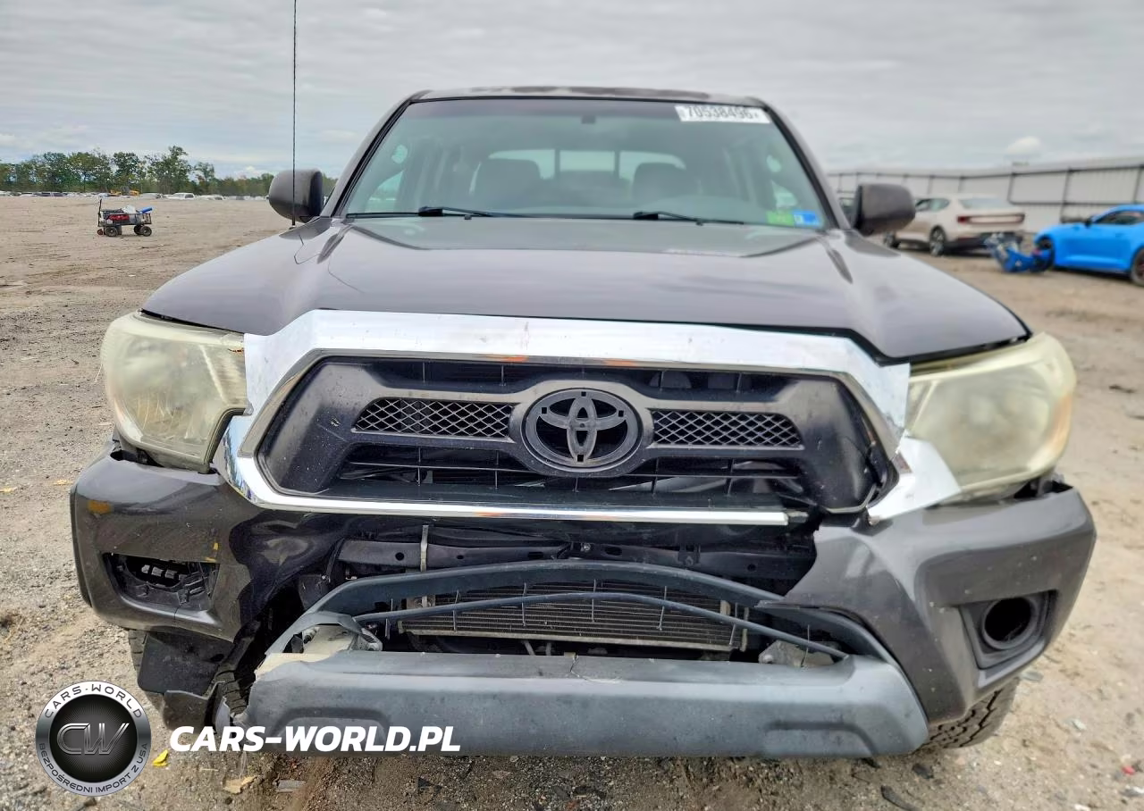 2015 Toyota Tacoma V6 VIN:3TMLU4EN2FM193691 - 5