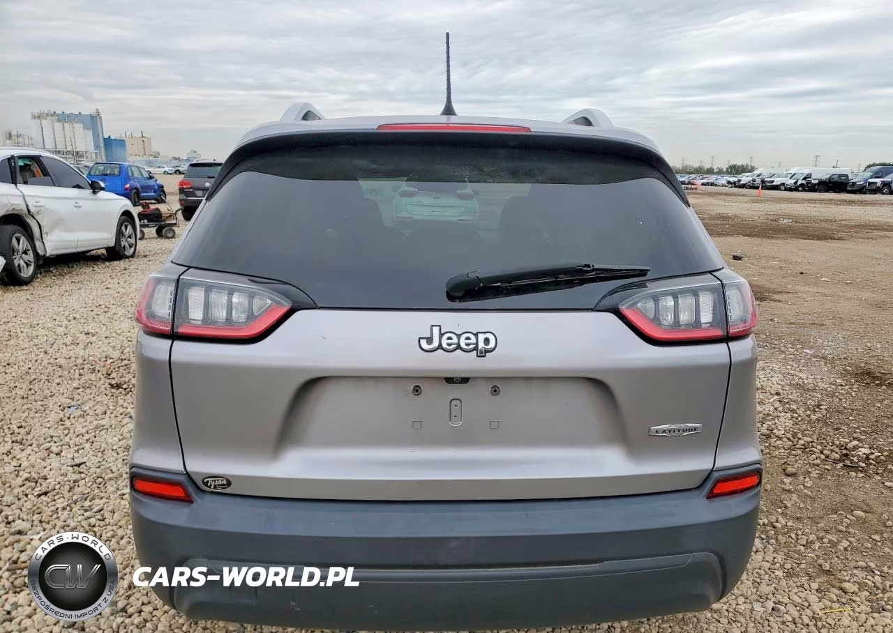 2020 Jeep Cherokee Latitude VIN:1C4PJLCB3LD577273 - 6