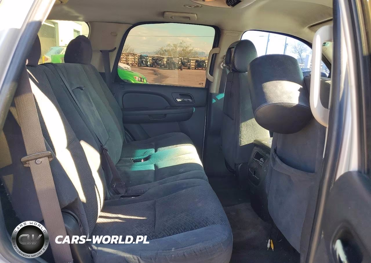 2007 GMC Yukon VIN:1GKFC13067R196703 - 11