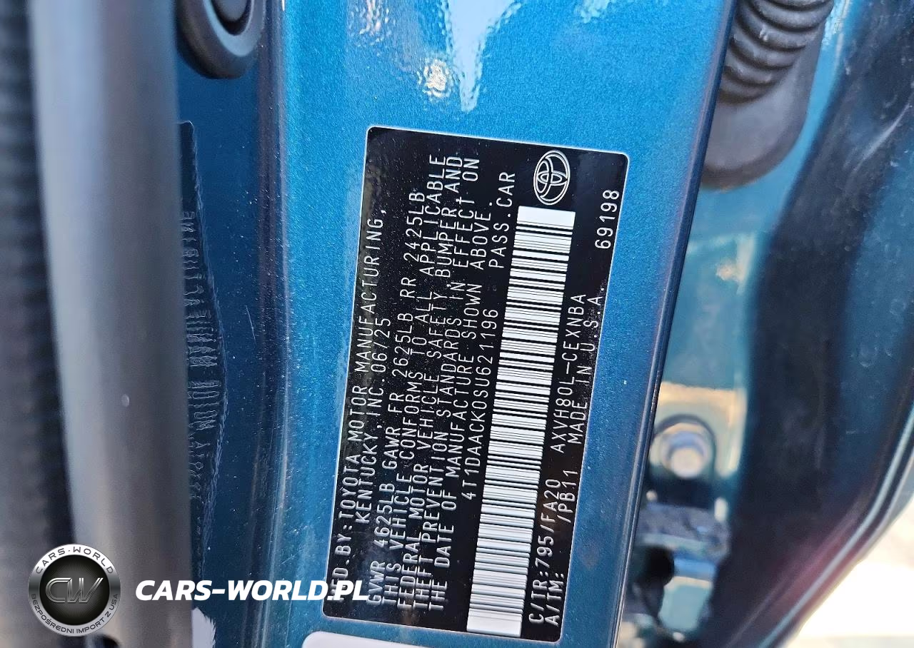 2025 Toyota Camry Le VIN:4T1DAACK0SU621196 - 12