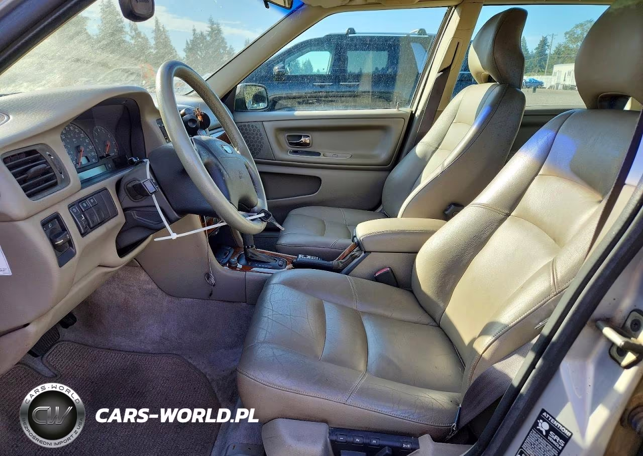 1998 Volvo V70 Xc VIN:YV1LZ5648W2527656 - 7
