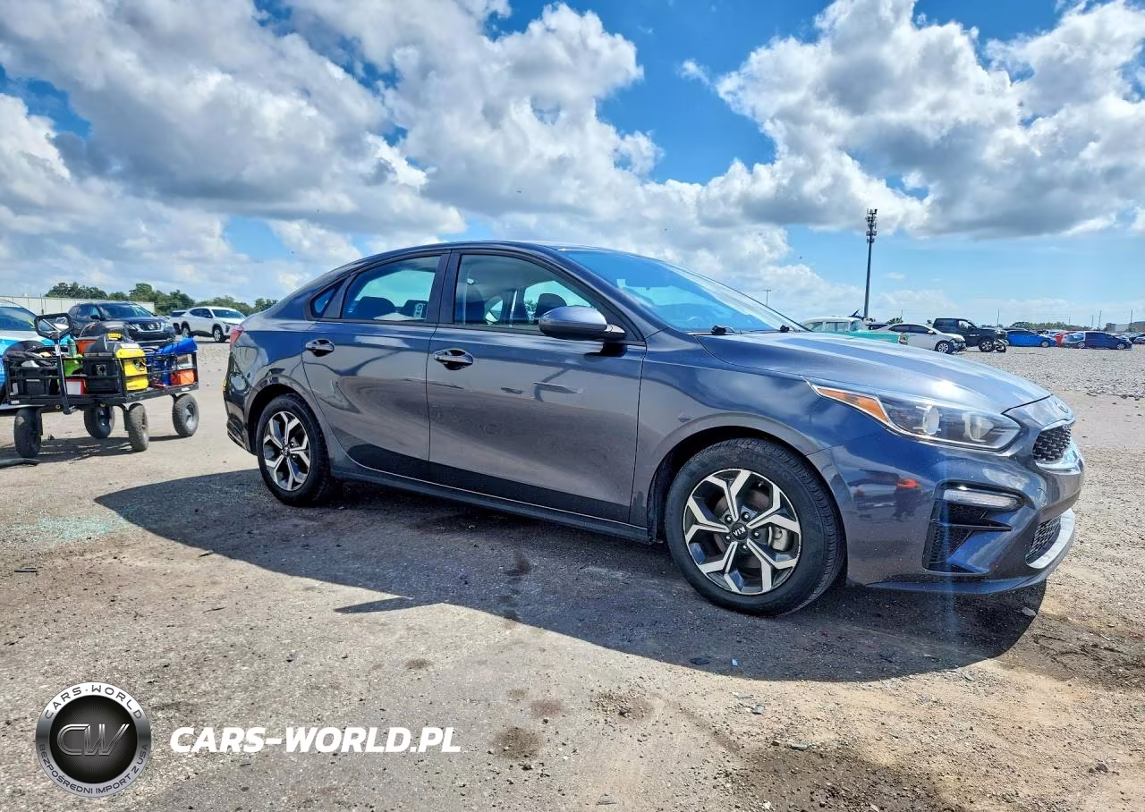 2021 Kia Forte Lxs VIN:3KPF24ADXME354571 - 4