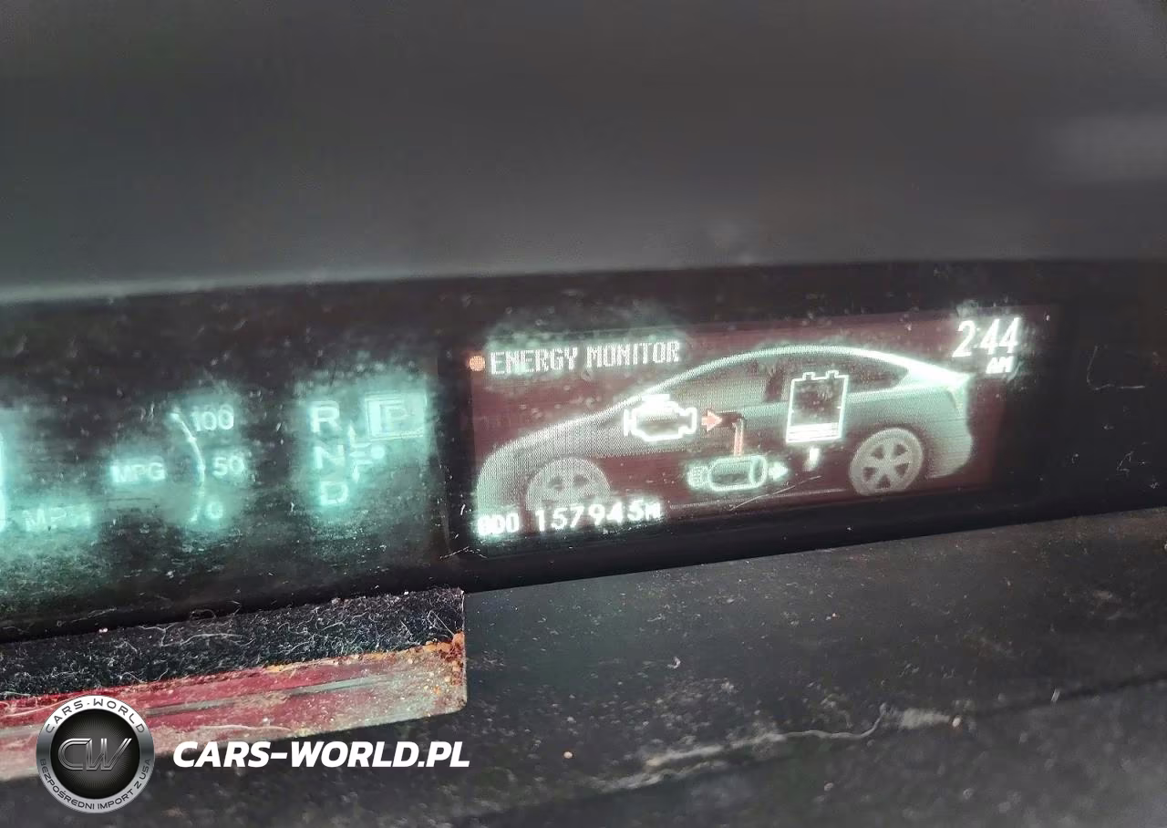 2013 Toyota Prius Two VIN:JTDKN3DU8D0351608 - 9