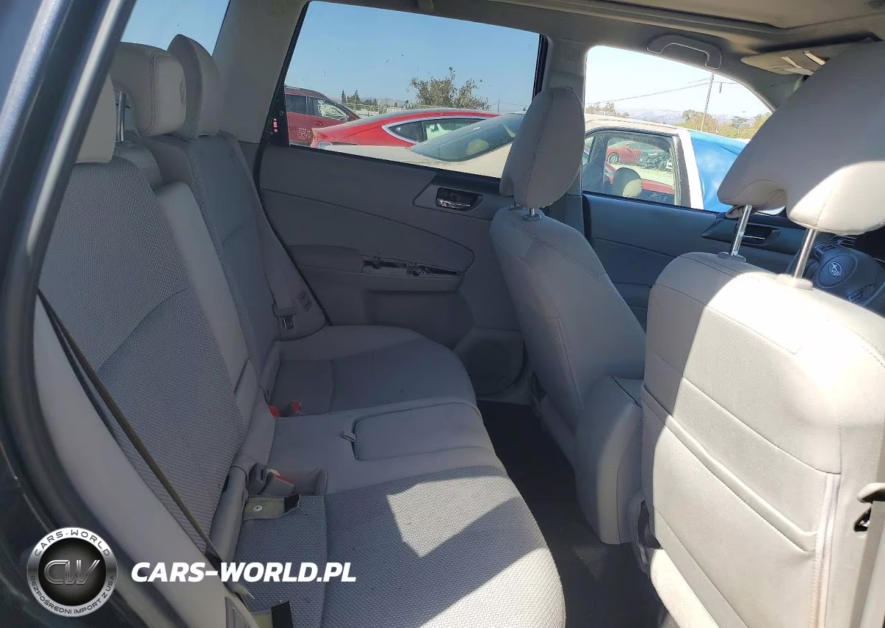 2011 Subaru Forester 2.5X Premium VIN:JF2SHADC4BH743309 - 11