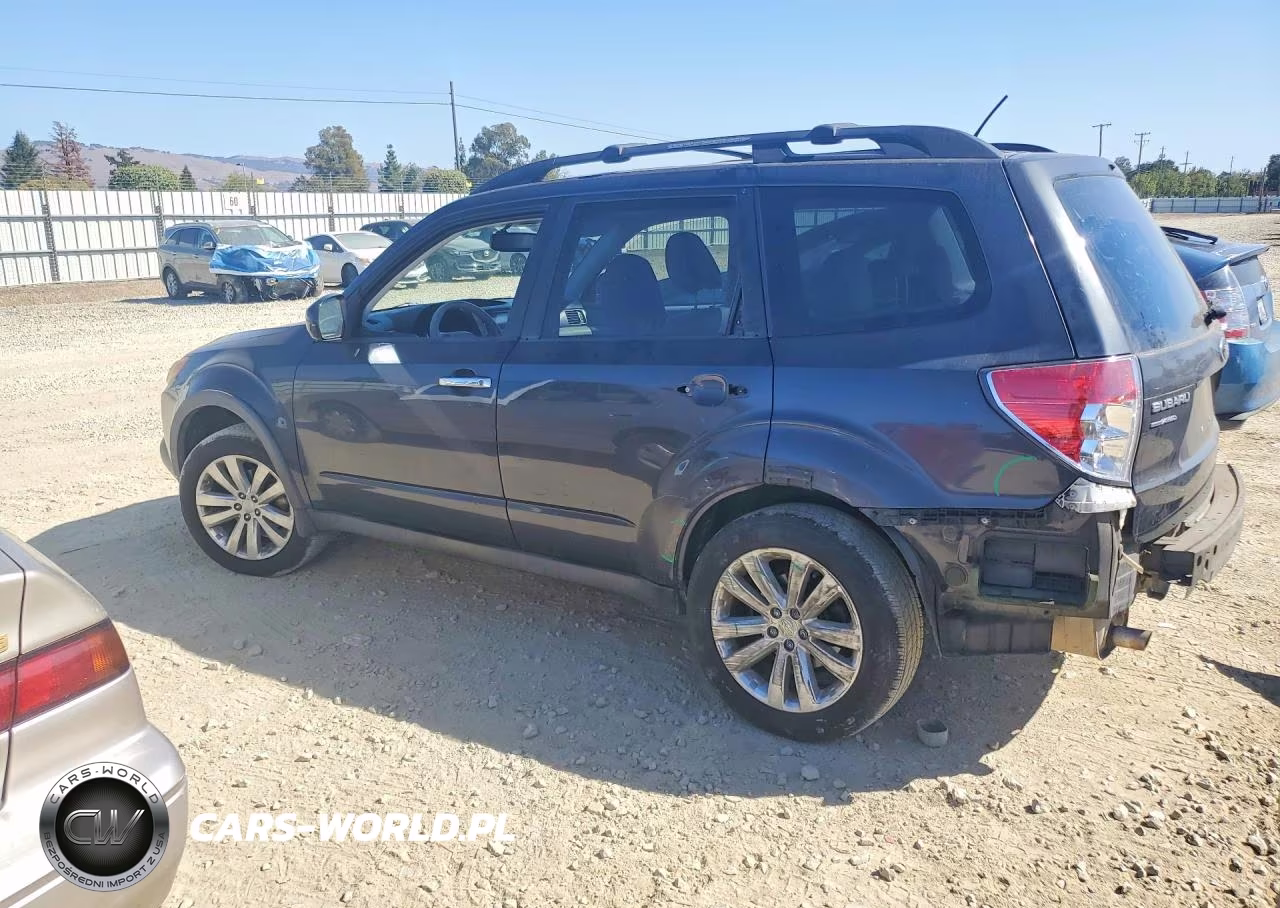 2011 Subaru Forester 2.5X Premium VIN:JF2SHADC4BH743309 - 2