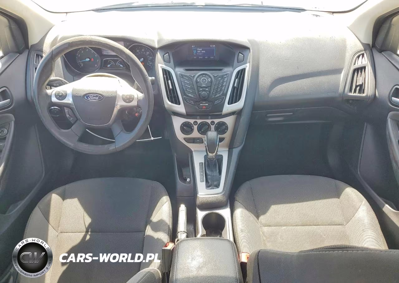 2014 Ford Focus Se VIN:1FADP3F25EL327500 - 8