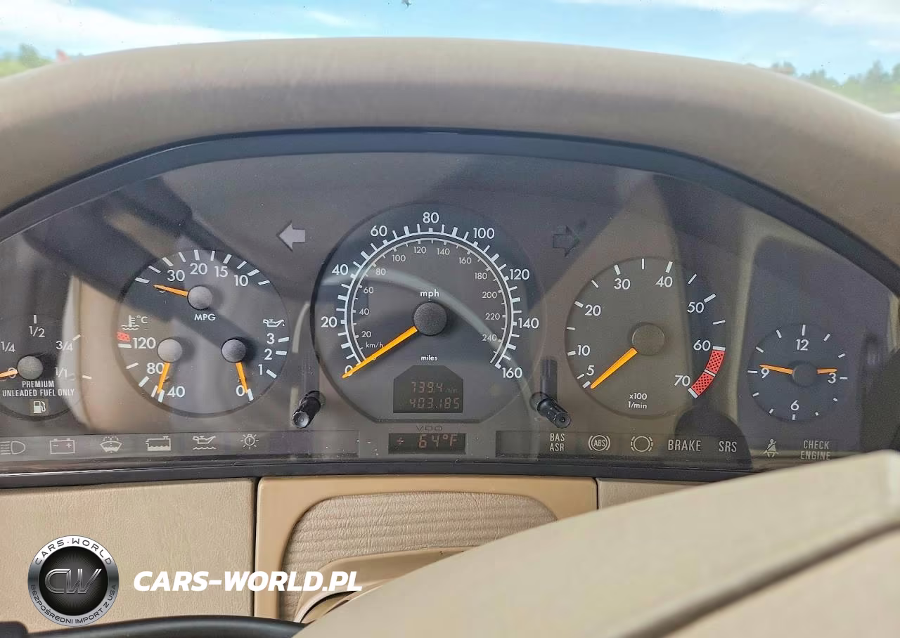 1999 Mercedes-Benz S 500 VIN:WDBGA51G9XA427894 - 9