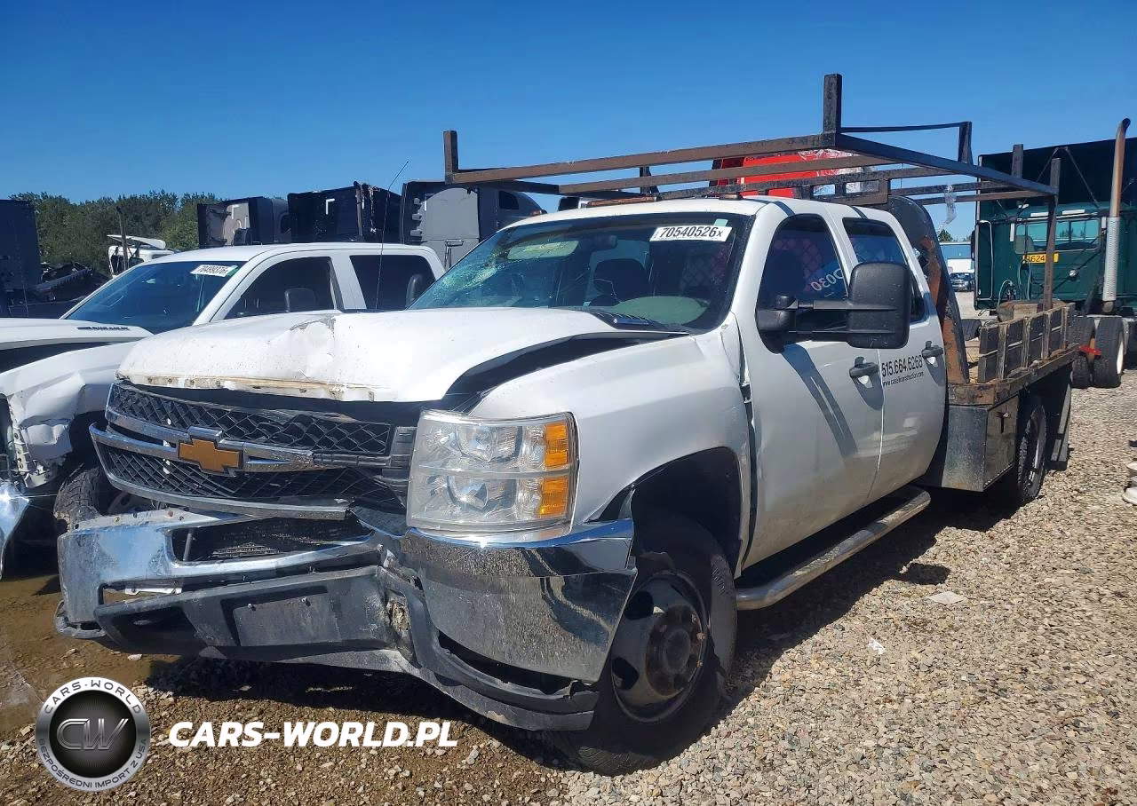 2014 Chevrolet Silverado K3500 VIN:1GB4KZC8XEF118423 - 1
