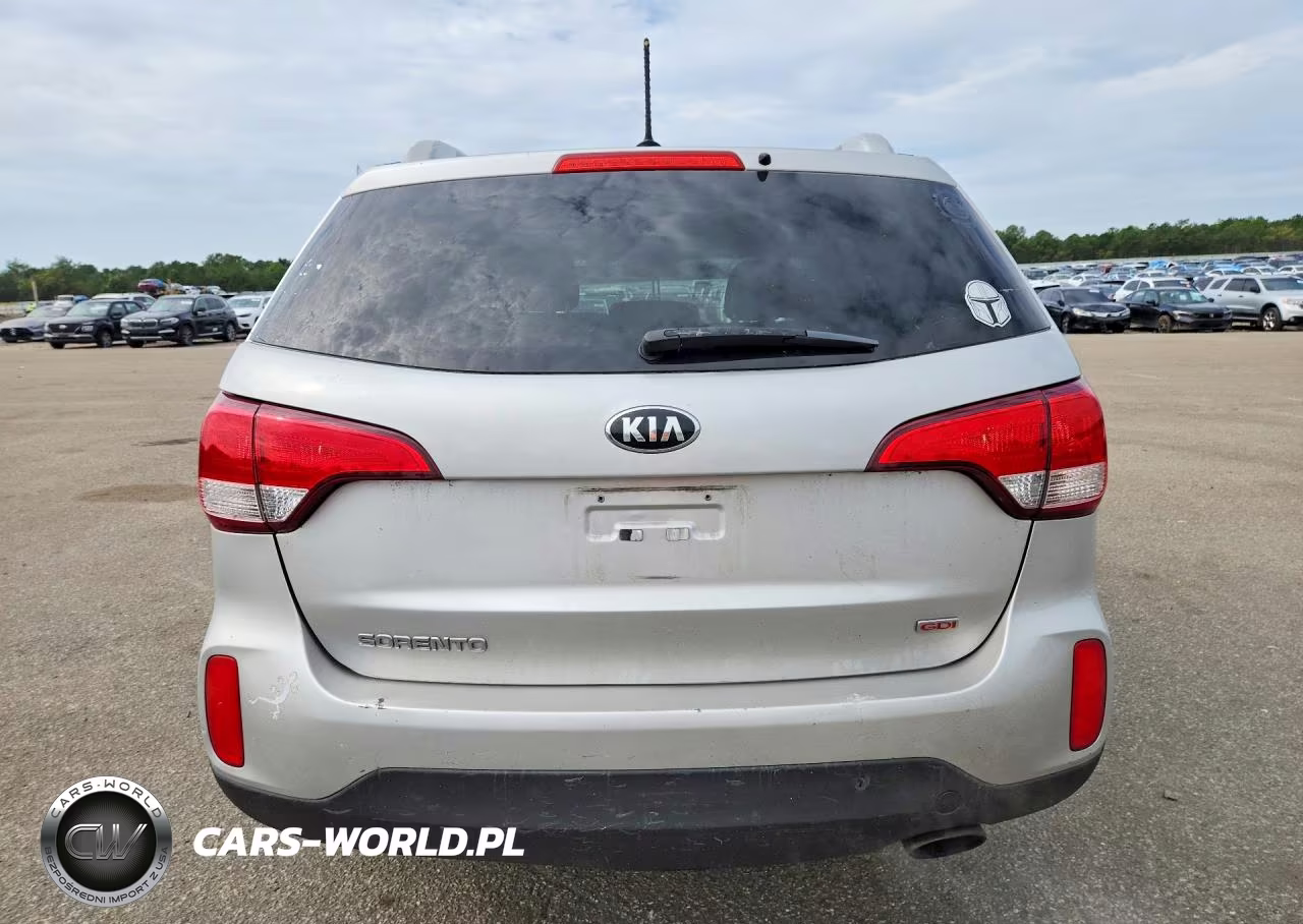 2015 Kia Sorento Lx VIN:5XYKT4A79FG578829 - 6
