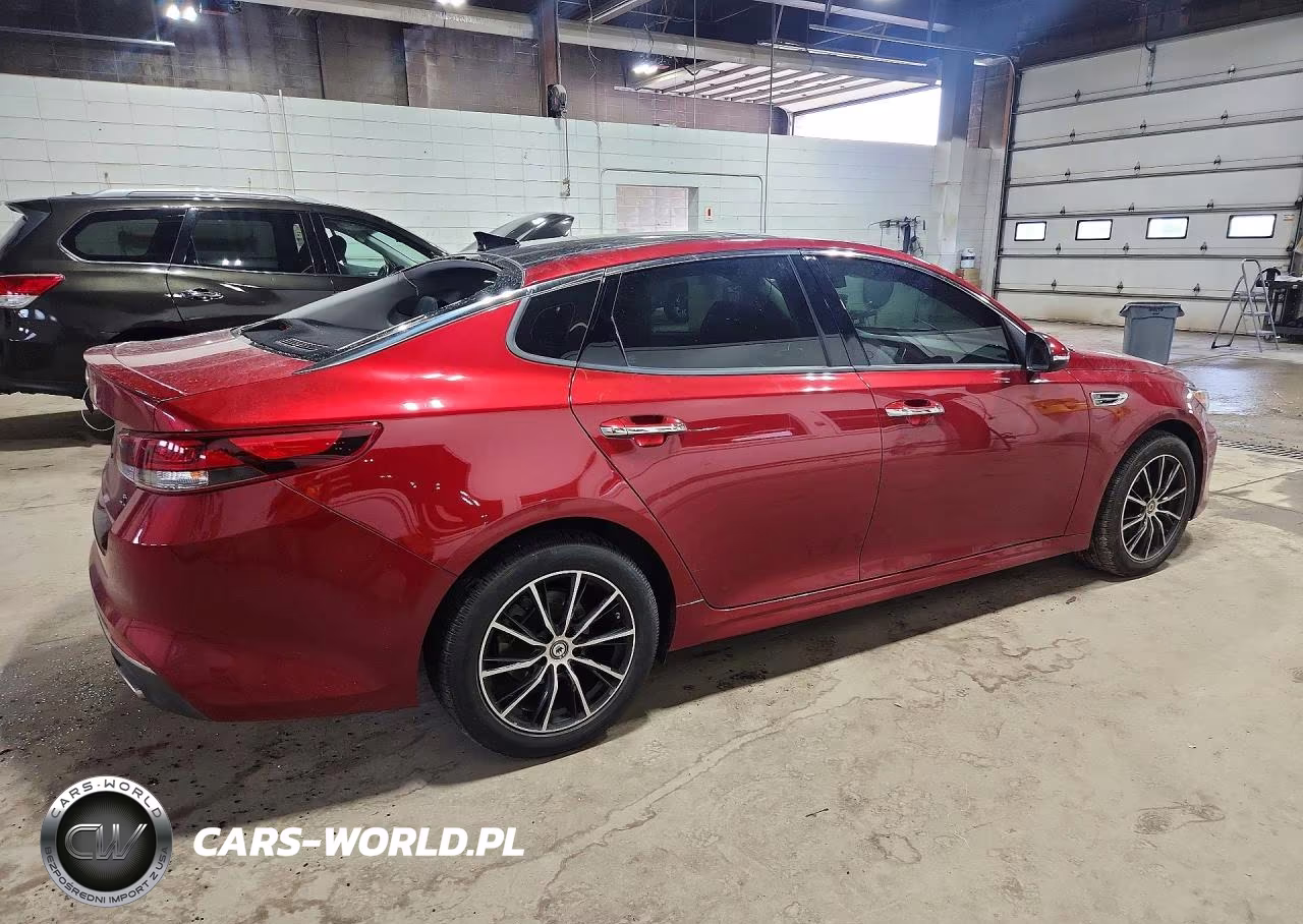 2018 Kia Optima S VIN:5XXGT4L30JG234030 - 3
