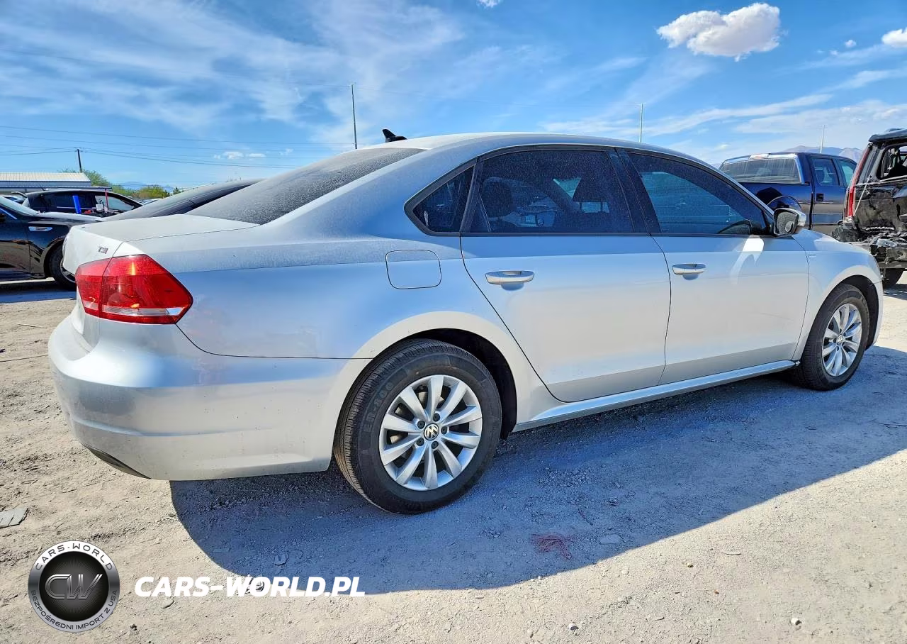 2015 Volkswagen Passat S VIN:1VWAT7A31FC034739 - 3