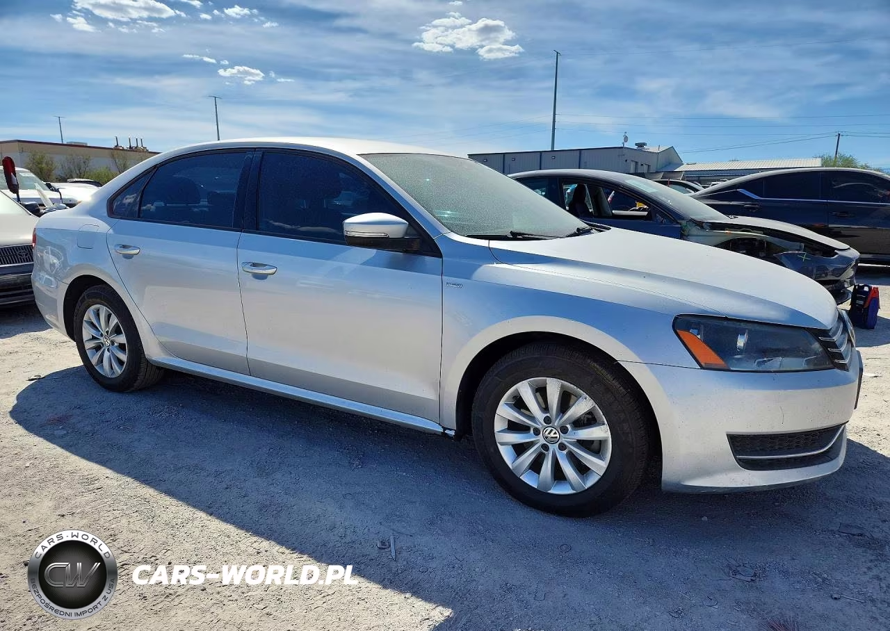 2015 Volkswagen Passat S VIN:1VWAT7A31FC034739 - 4
