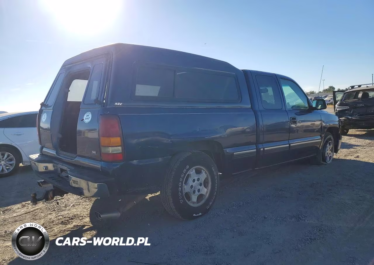 2001 Chevrolet Silverado C1500 VIN:2GCEC19T211252757 - 3