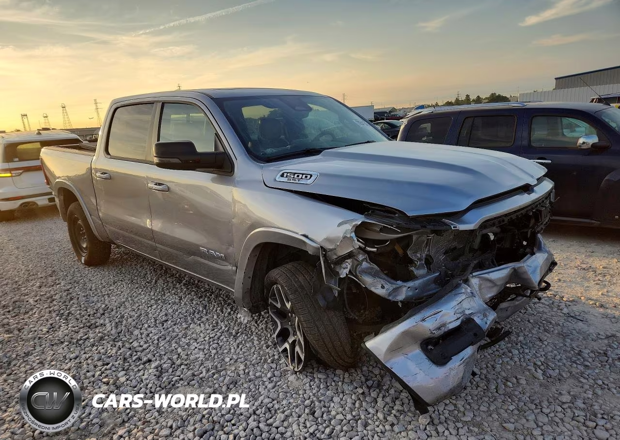 2025 Ram 1500 Laramie 4X4 5'7 Box VIN:1C6SRFJPXSN710033 - 4