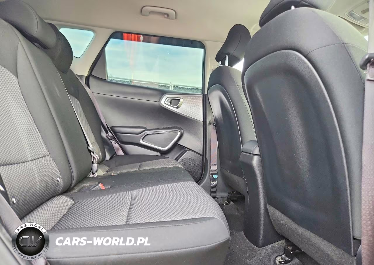 2020 Kia Soul Lx VIN:KNDJ23AU9L7722516 - 11