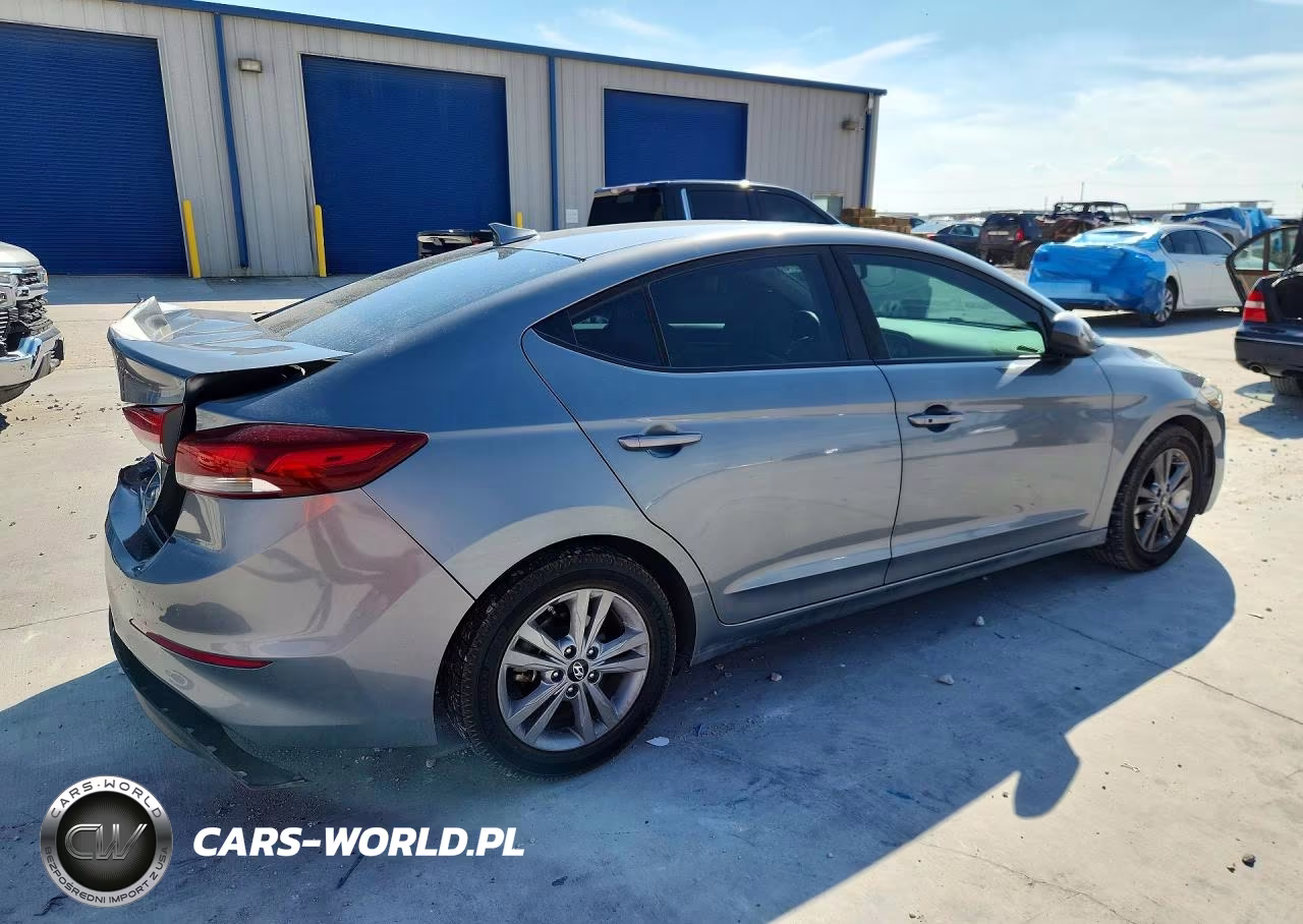 2018 Hyundai Elantra Value Edition VIN:KMHD84LFXJU608342 - 3