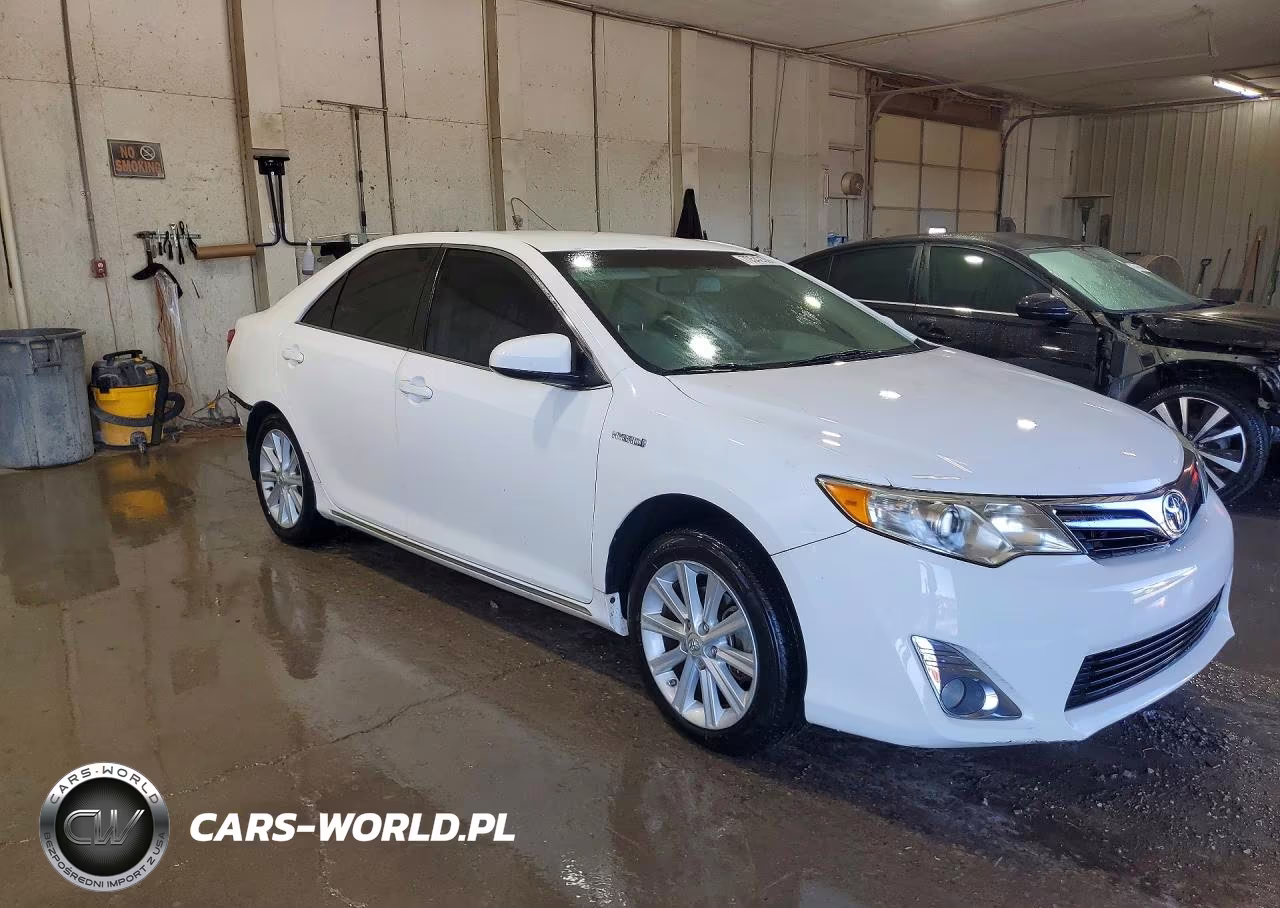 2013 Toyota Camry Hybrid Xle VIN:4T1BD1FK2DU084599 - 4